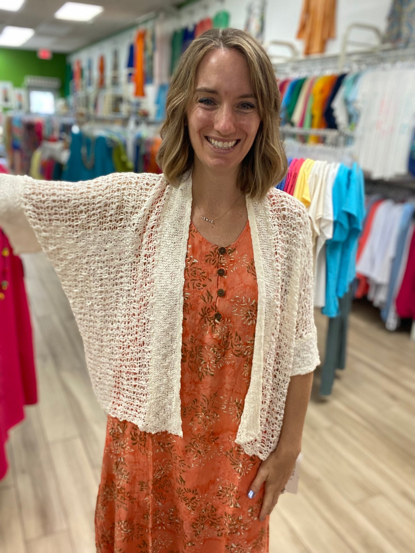 Lost River 2041P One Size Short Sleeve Shrug