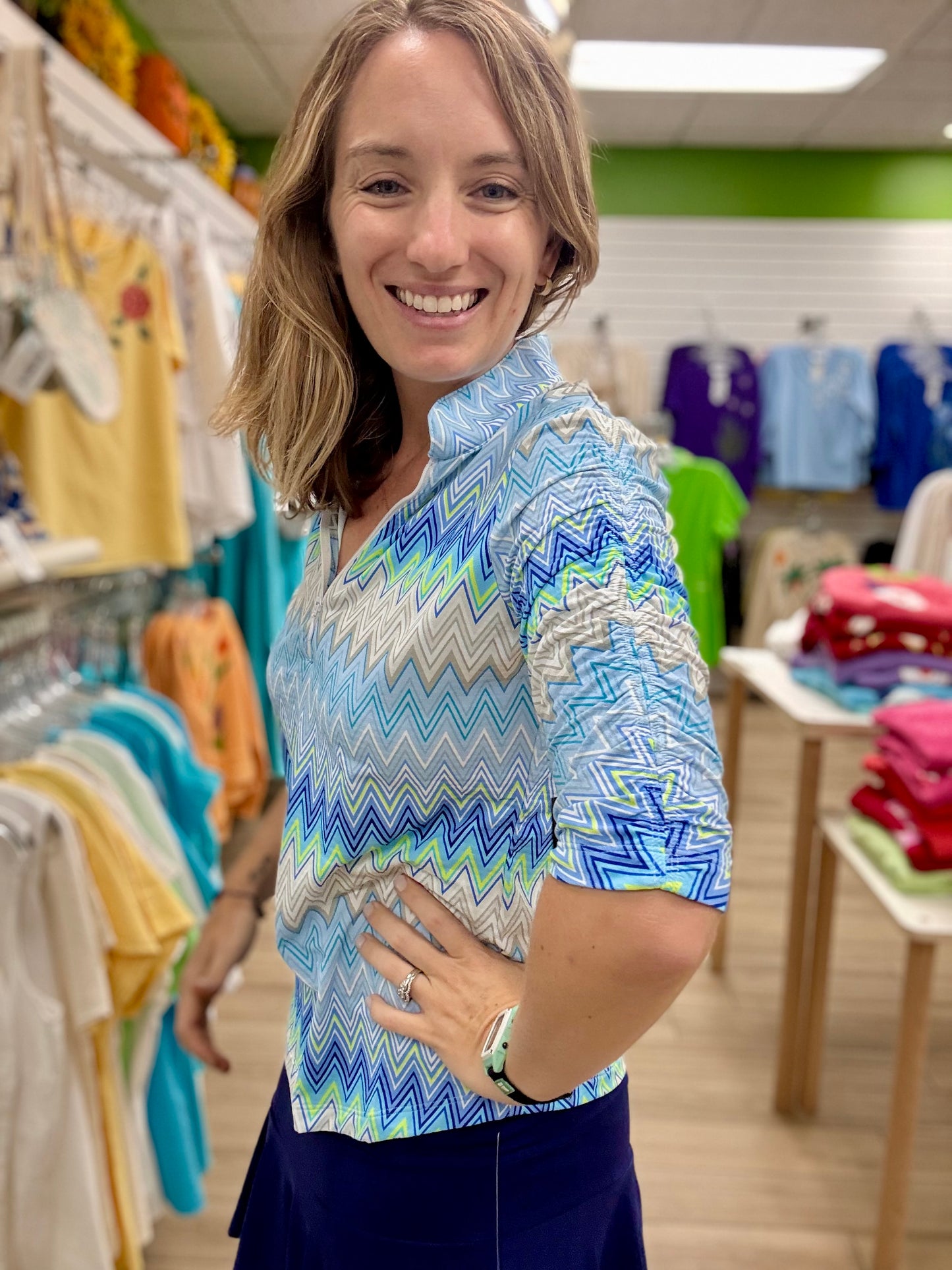 Ibkul 41000 UPF Ruched Arm Print Top