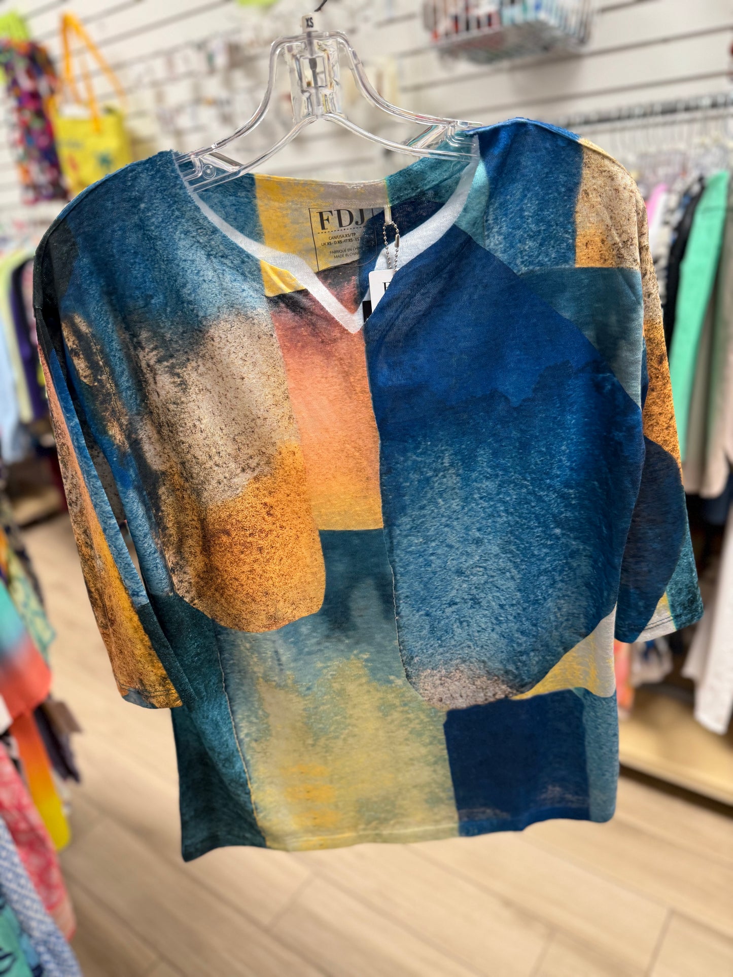 FDJ 3677451 Bricklane Top