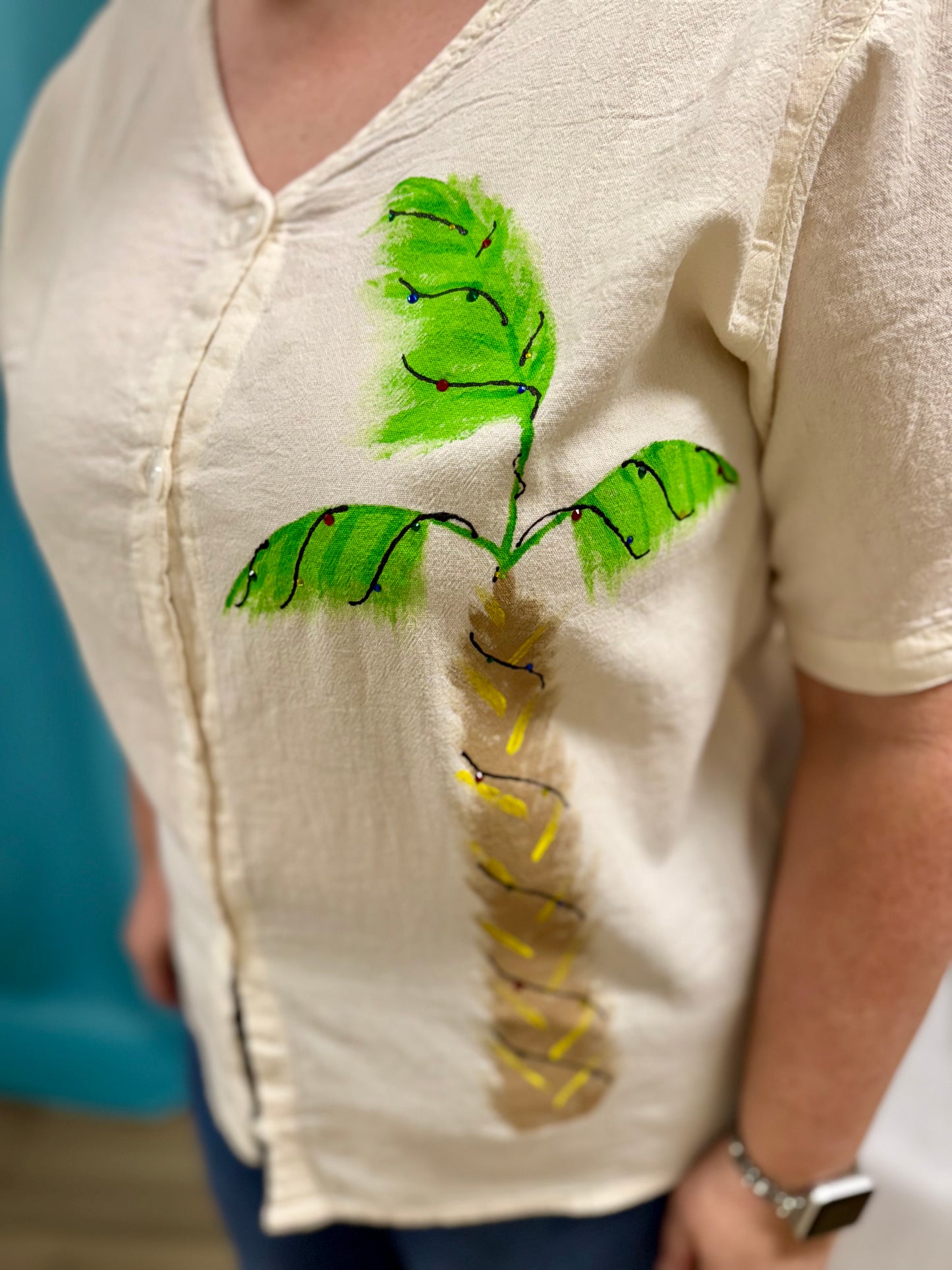 MoMo Painted Holiday Palm Tree Top