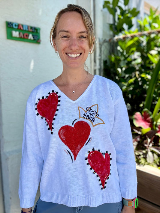 MoMo Sweater - Queen of Hearts