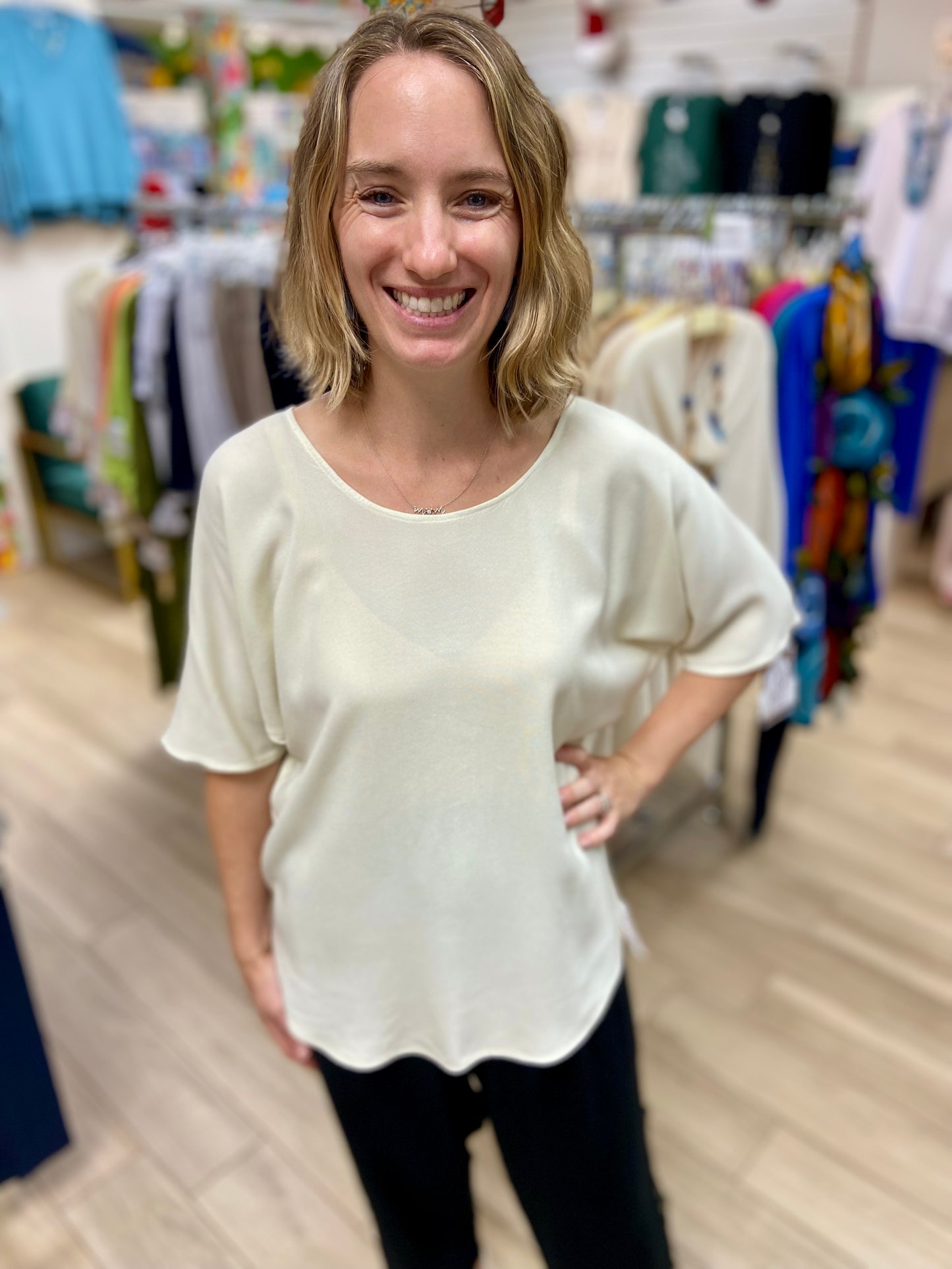 Dairi 237 One Size Dolman Top