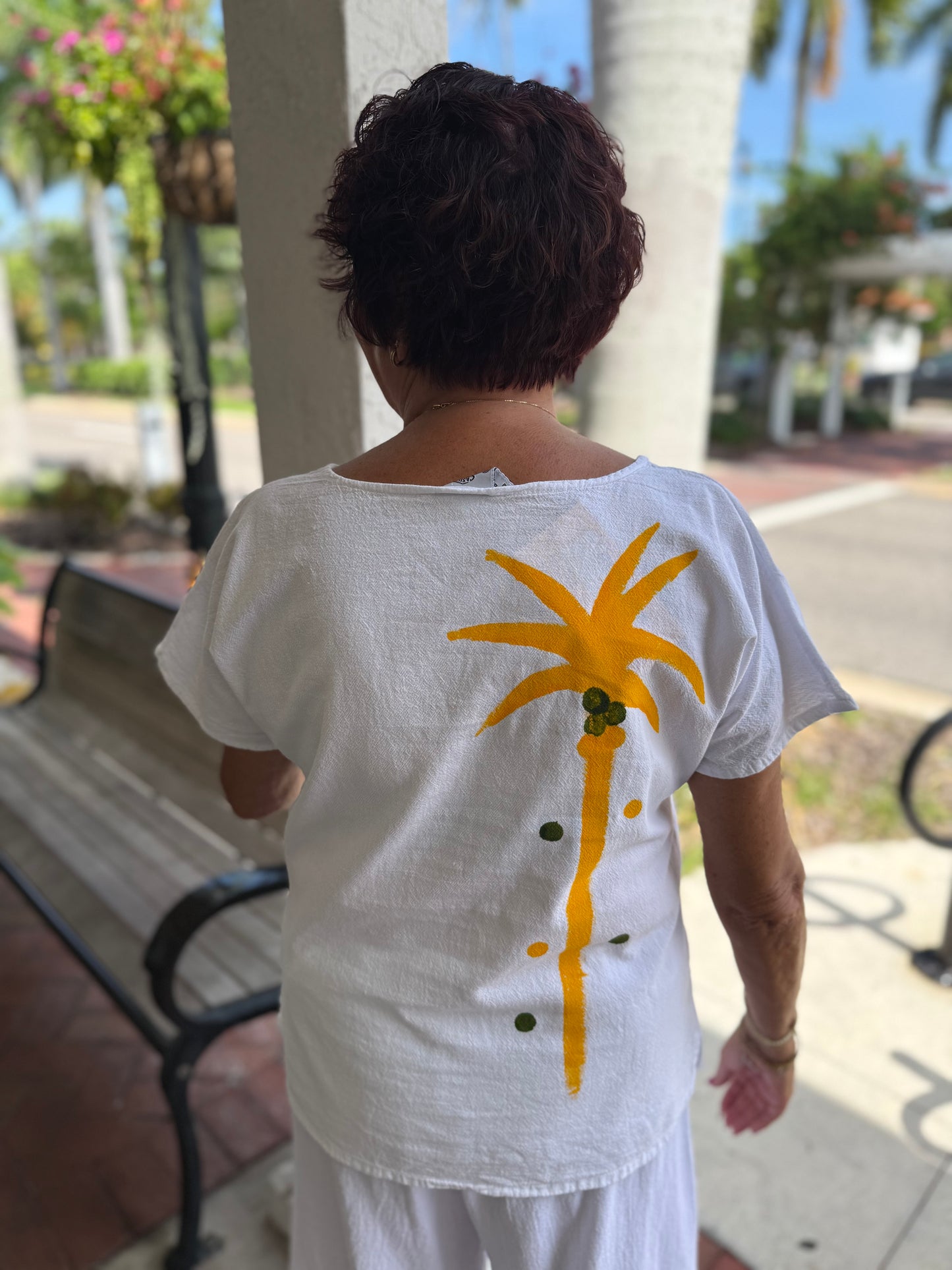 Peg Painted 68 Reggae Palms Top