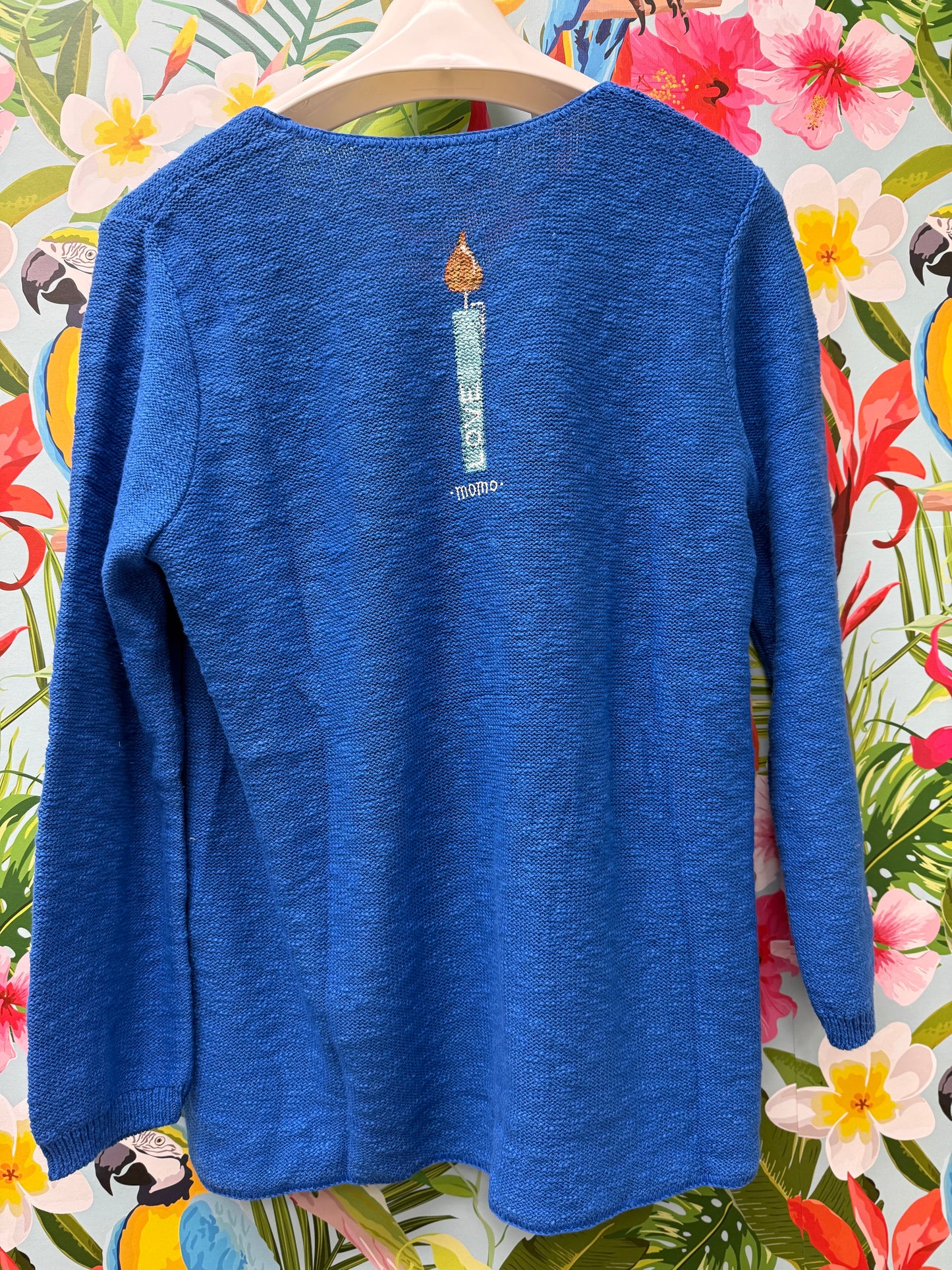 MoMo Sweater - Candles of Love
