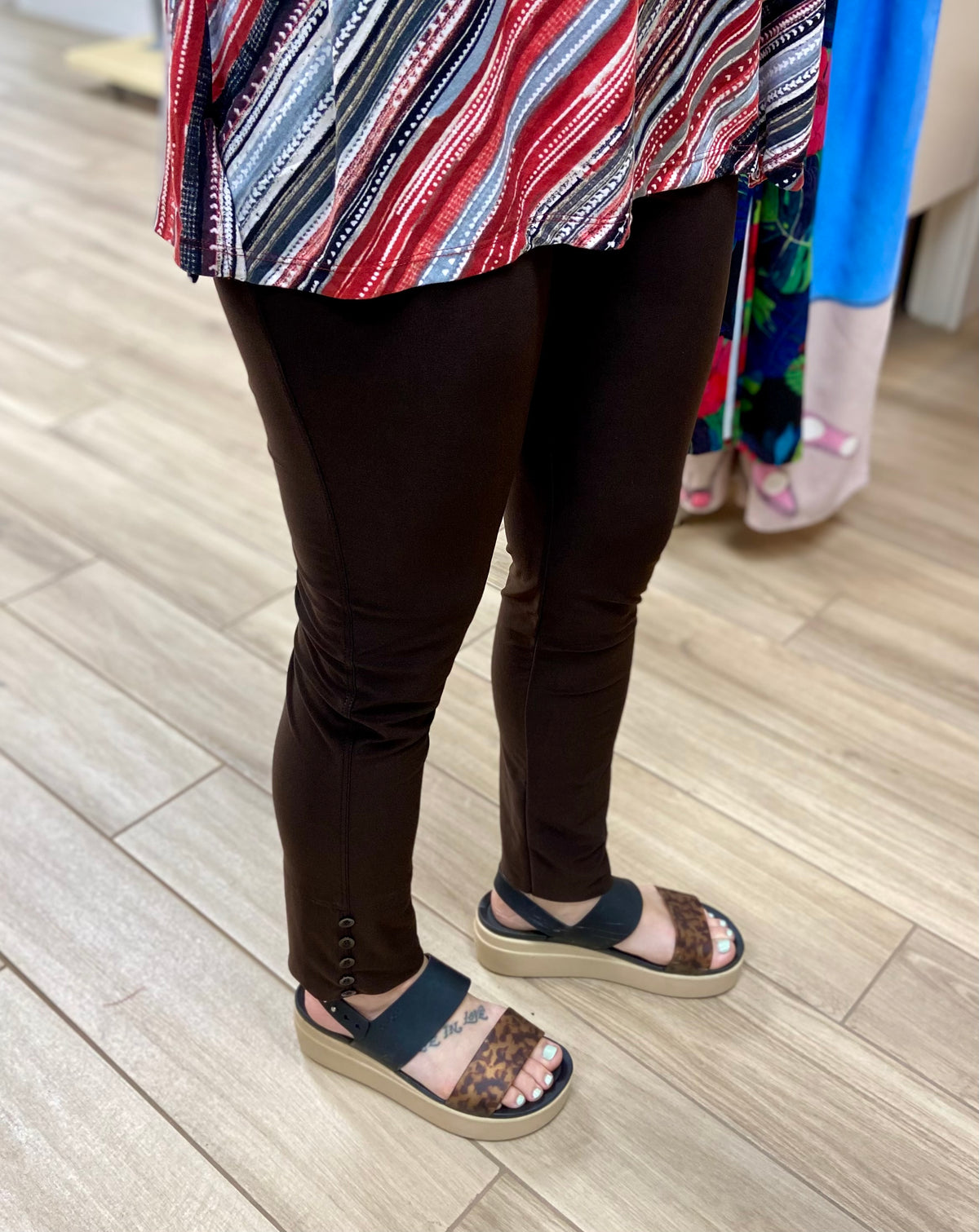 Klaveli Buttons Soft Ankle Pant
