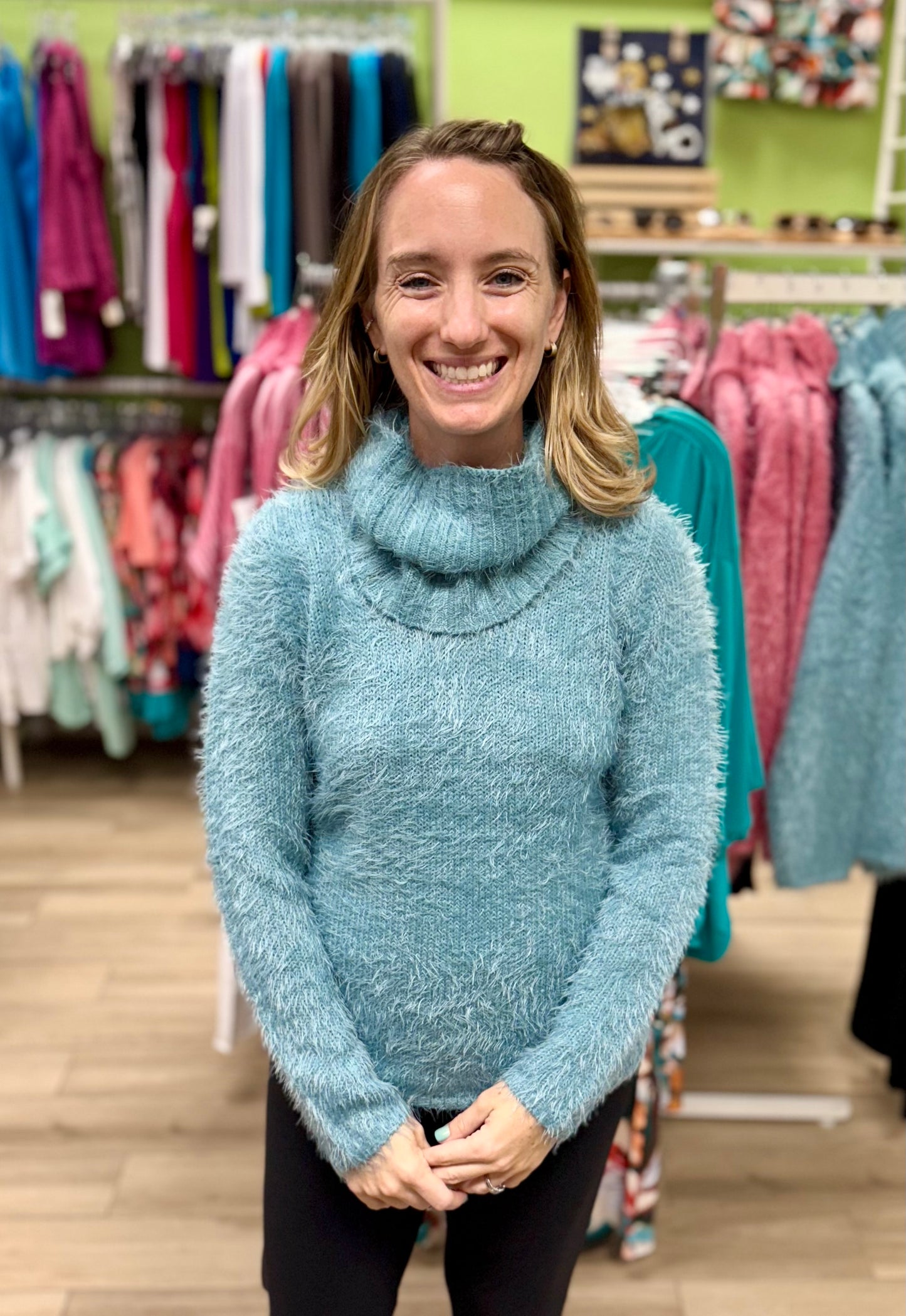 Marble 8032 Fuzzy Removable Neck Sweater