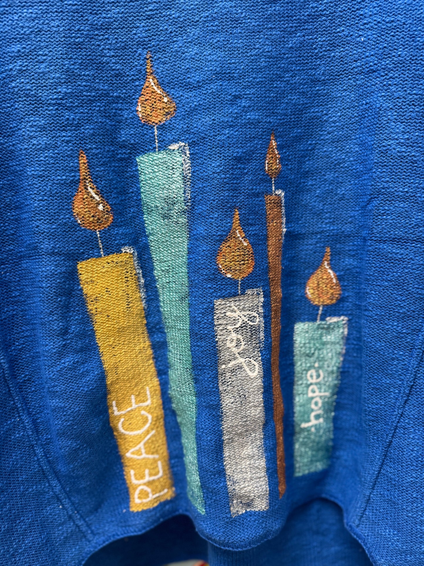 MoMo Sweater - Candles of Love