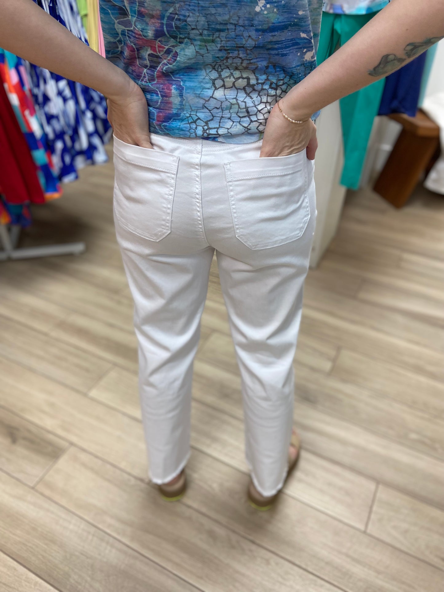 Tru Luxe T15103PM Big Pocket Crop Jeans