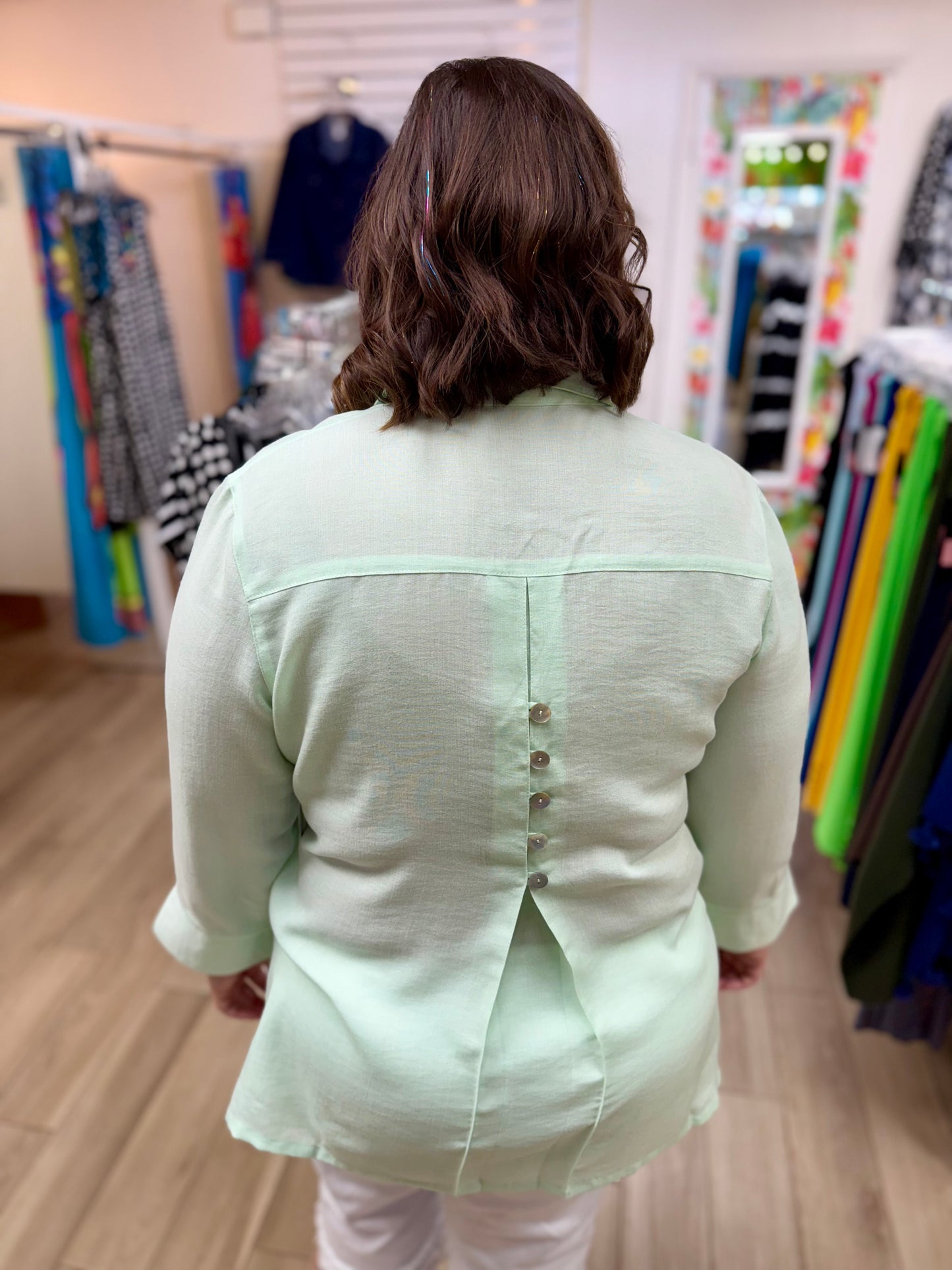 Fridaze AA192 Button Back Top