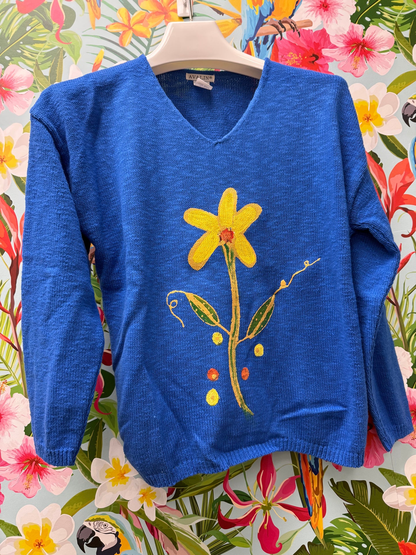 Peg Painted Sweater - Solo Yellow Flower