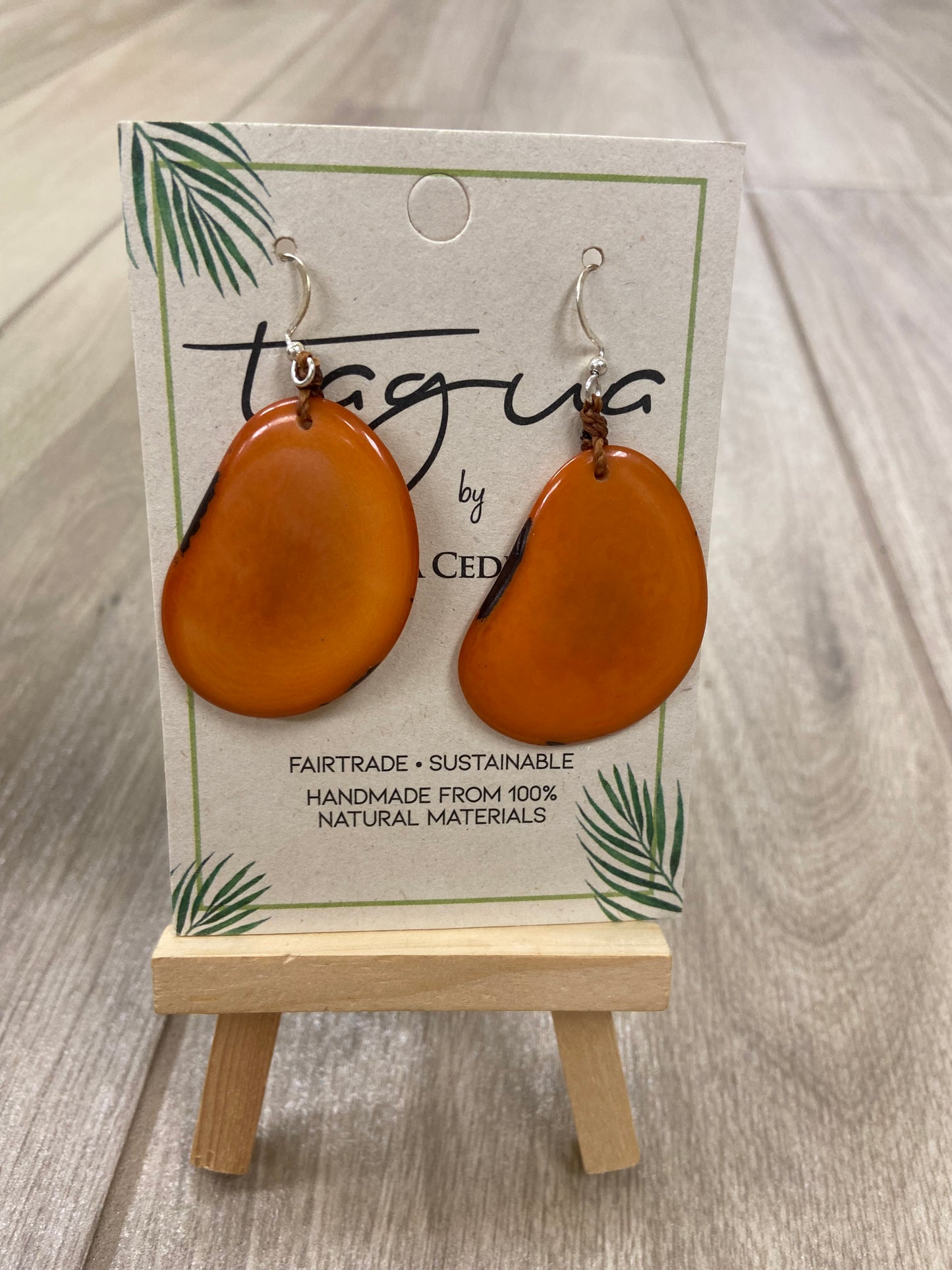 Tagua Amigas Earring
