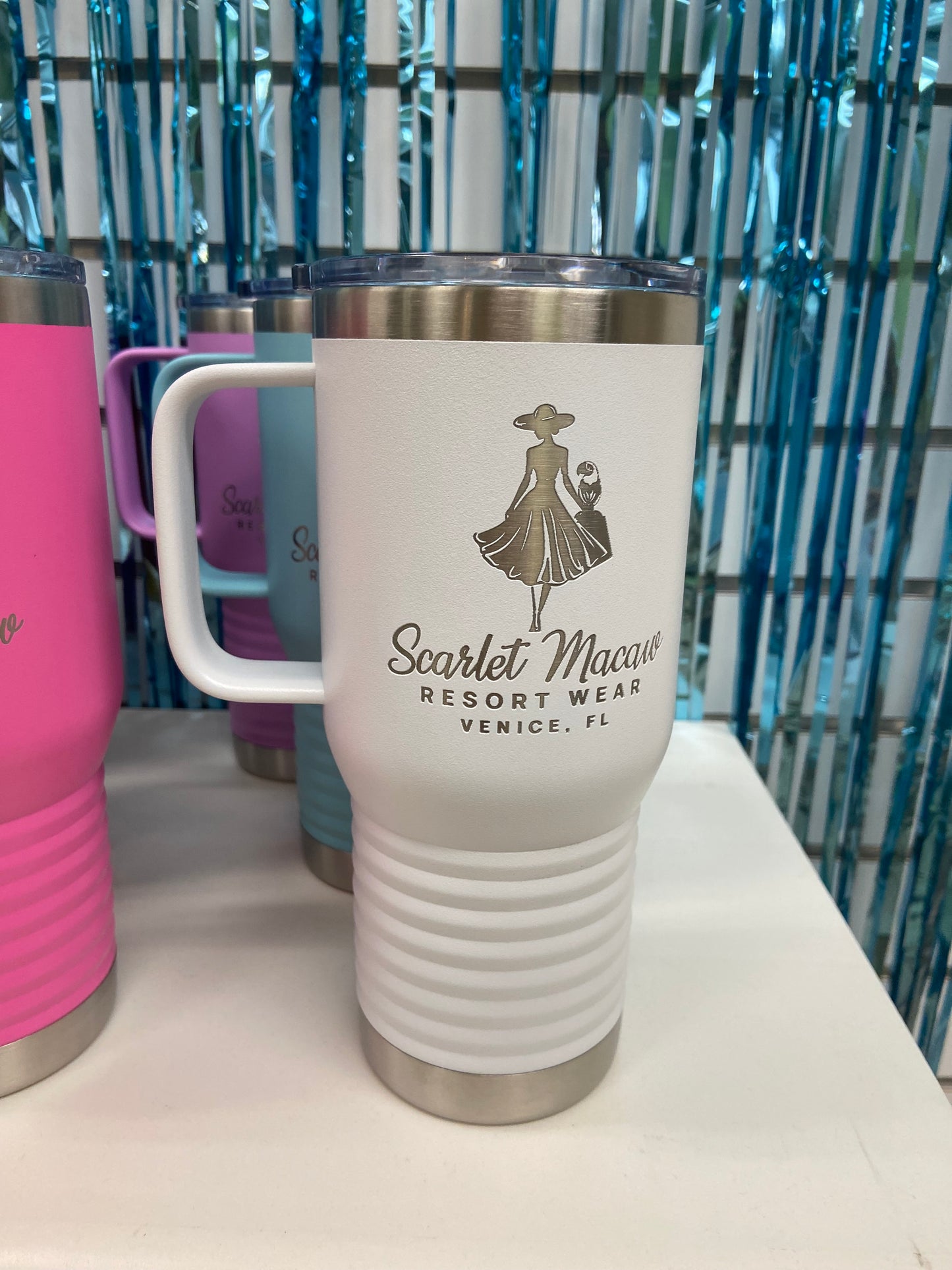 Scarlet Macaw 20 oz Tumbler Travel Mug