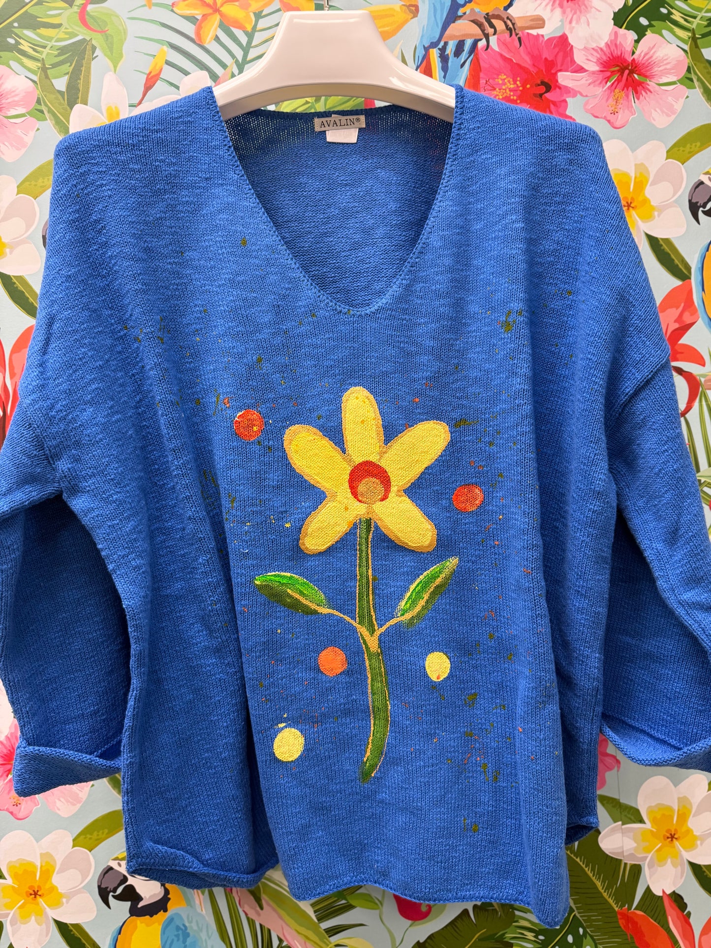 Peg Painted Sweater - Solo Yellow Flower