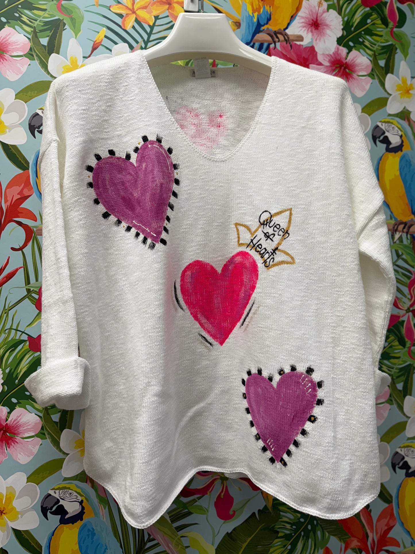 MoMo Sweater - Queen of Hearts