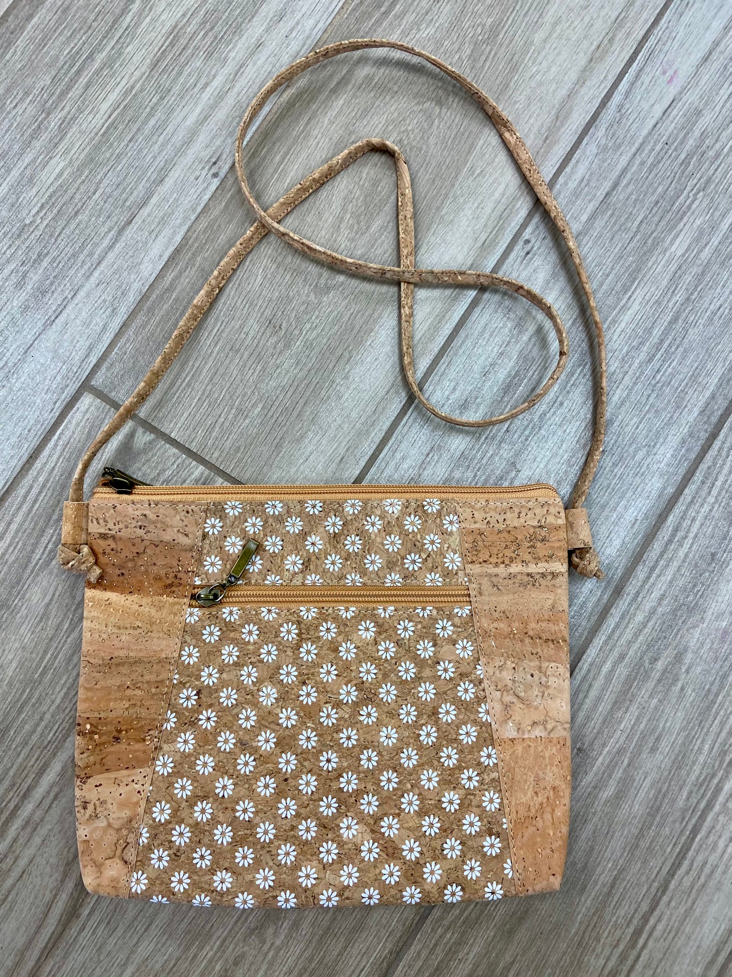 Meninas P258 Cork Floral Shoulder Bag