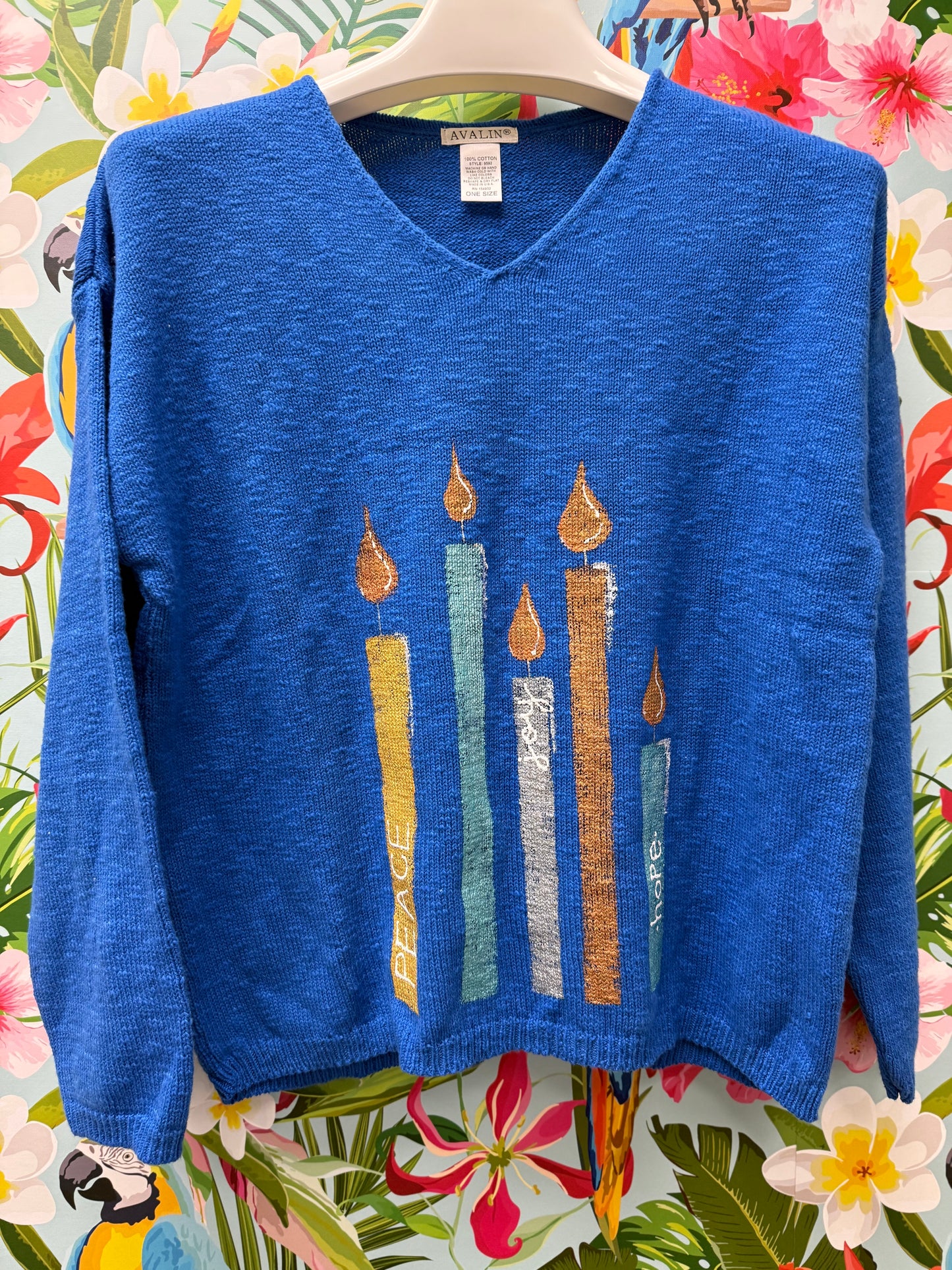 MoMo Sweater - Candles of Love