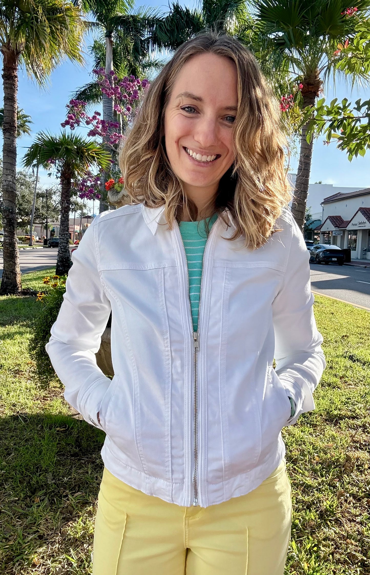 FDJ 1944511 White Jean Jacket