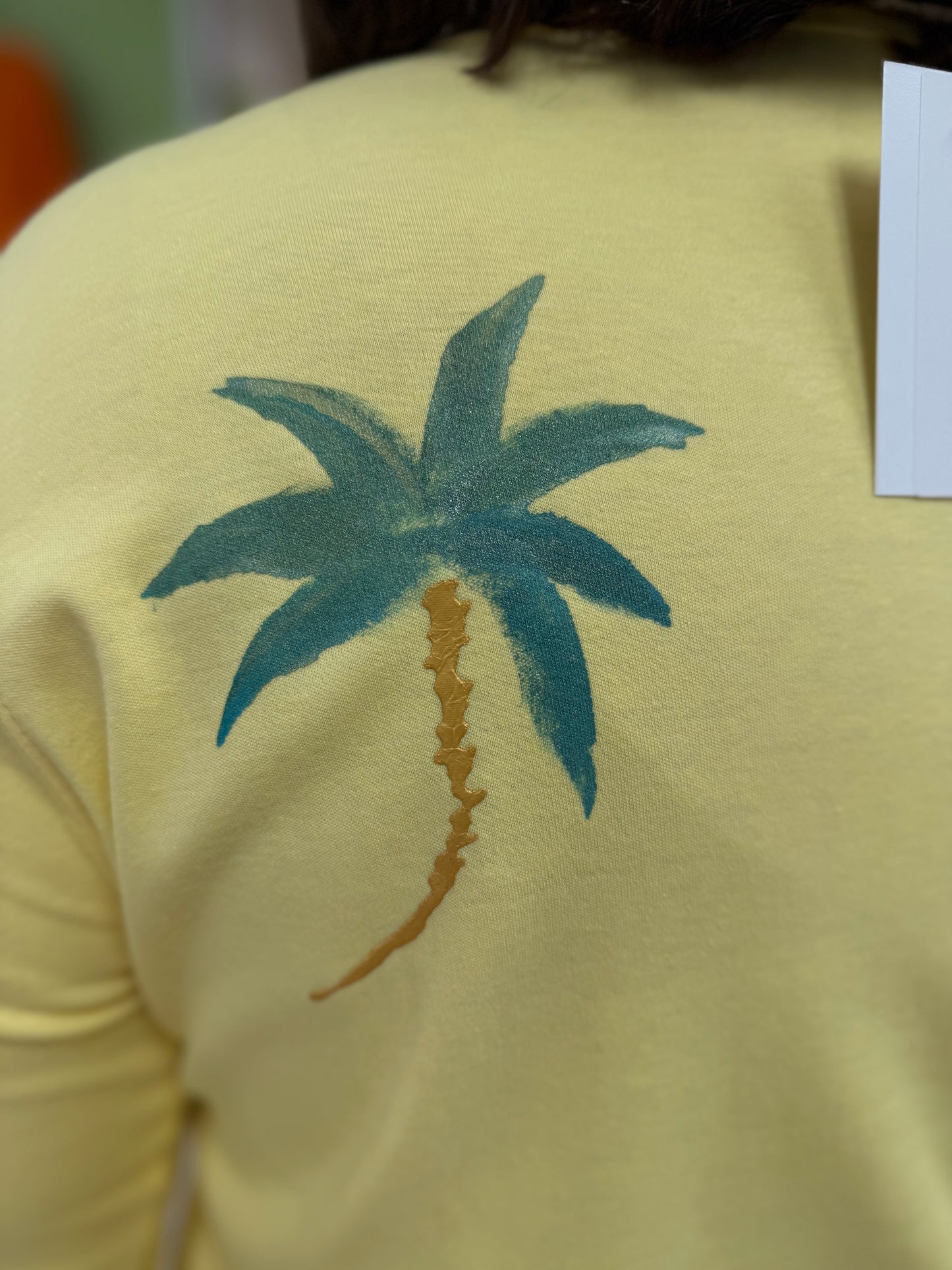 Peg Painted Triple Palm Top