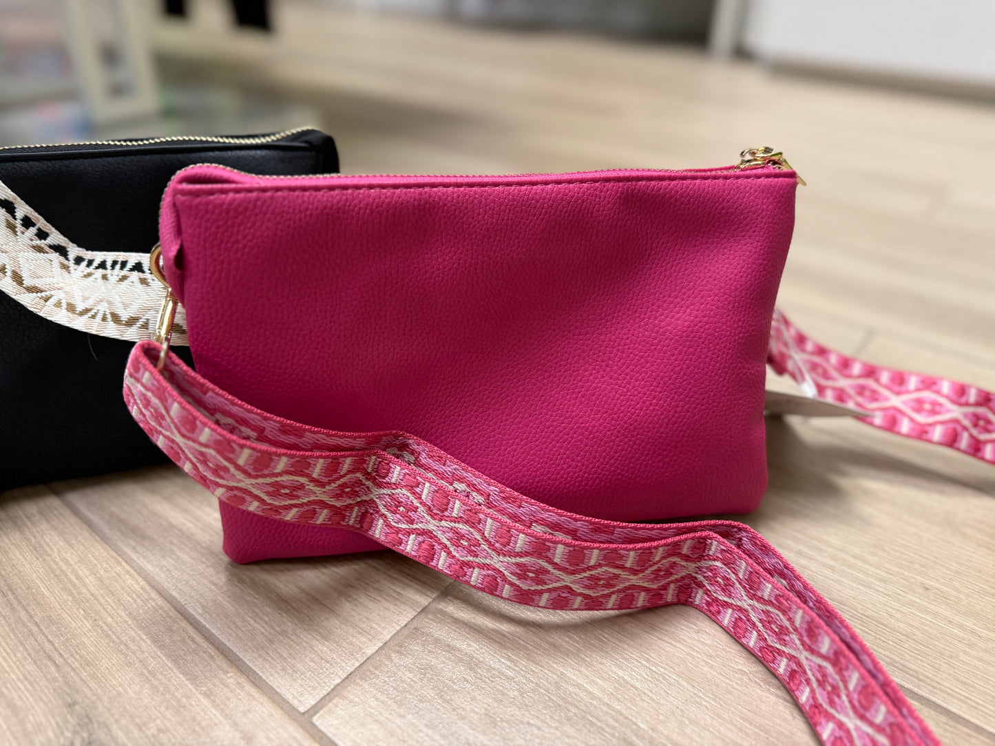 Jen & Co. M2056 Izzy Bag