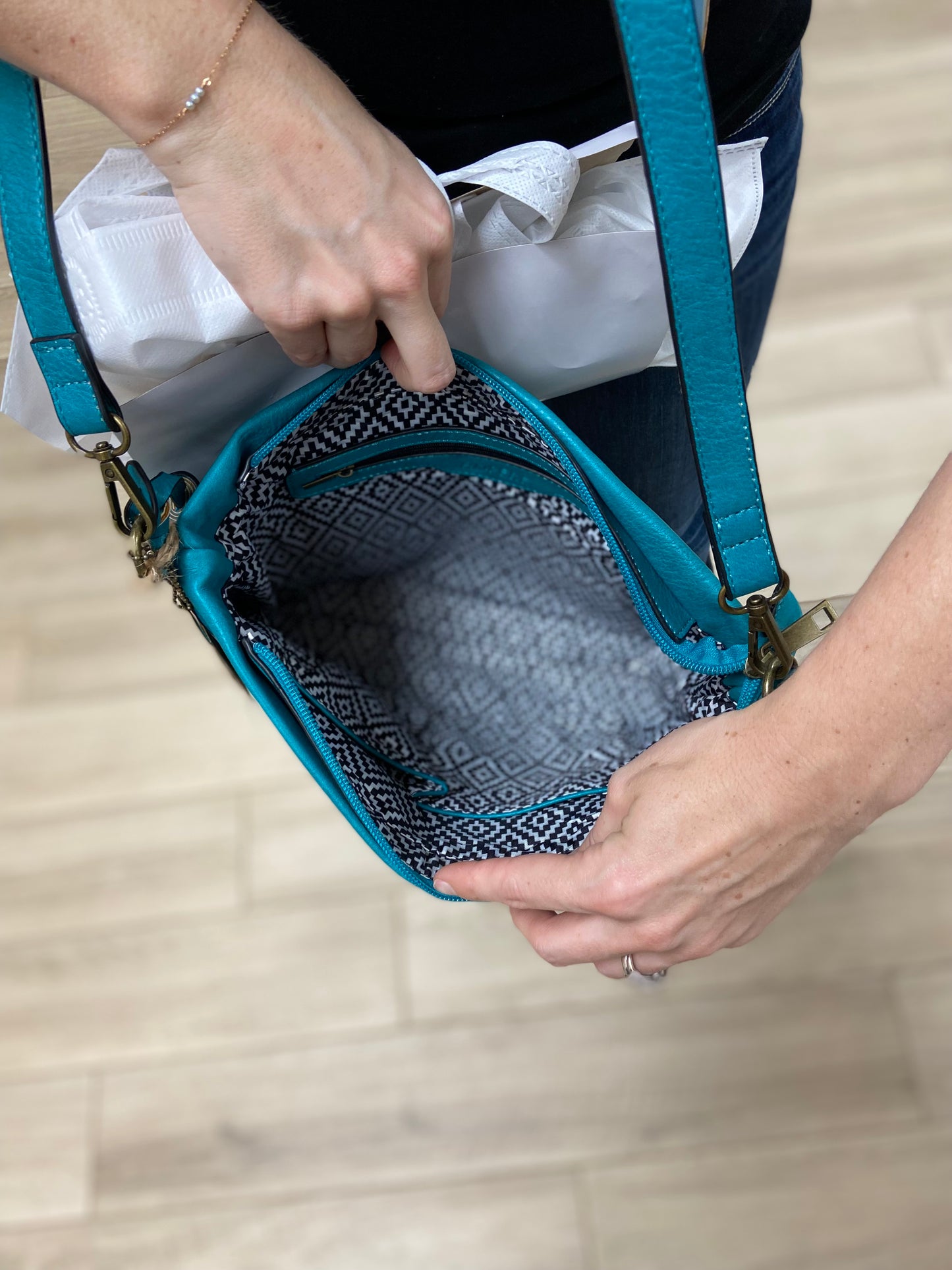 Ampere Christina Crossbody Bag