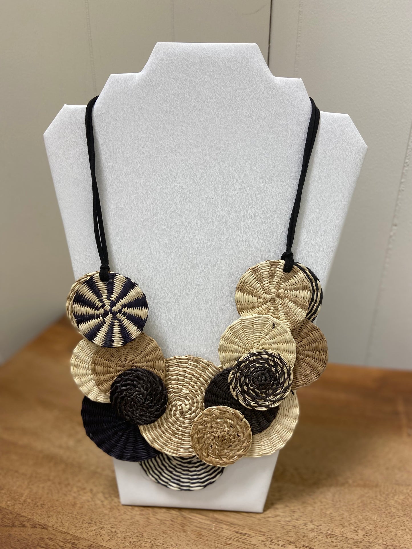 Belart Bib Necklace