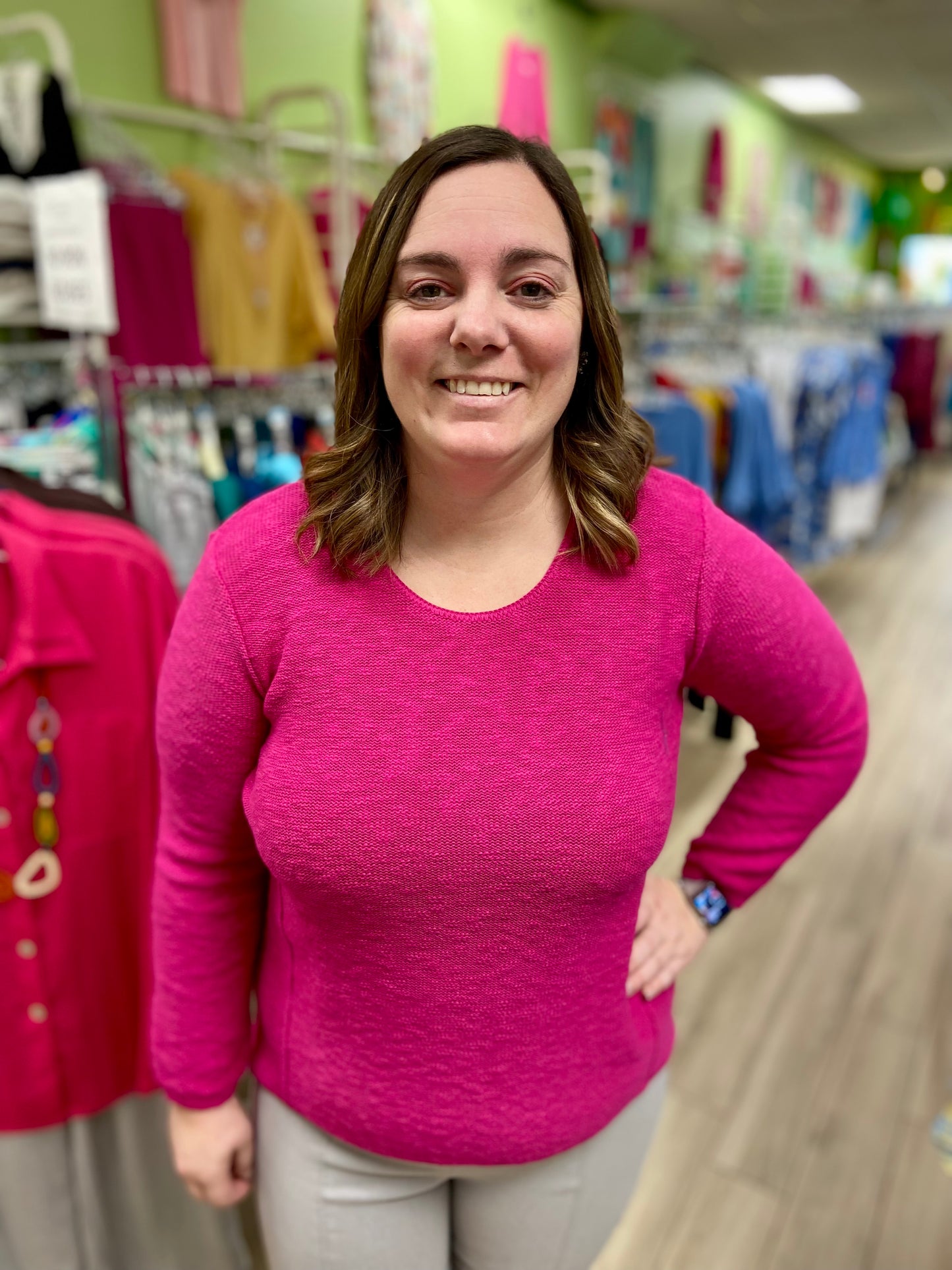 Avalin 8671 Hi-Lo Sweater