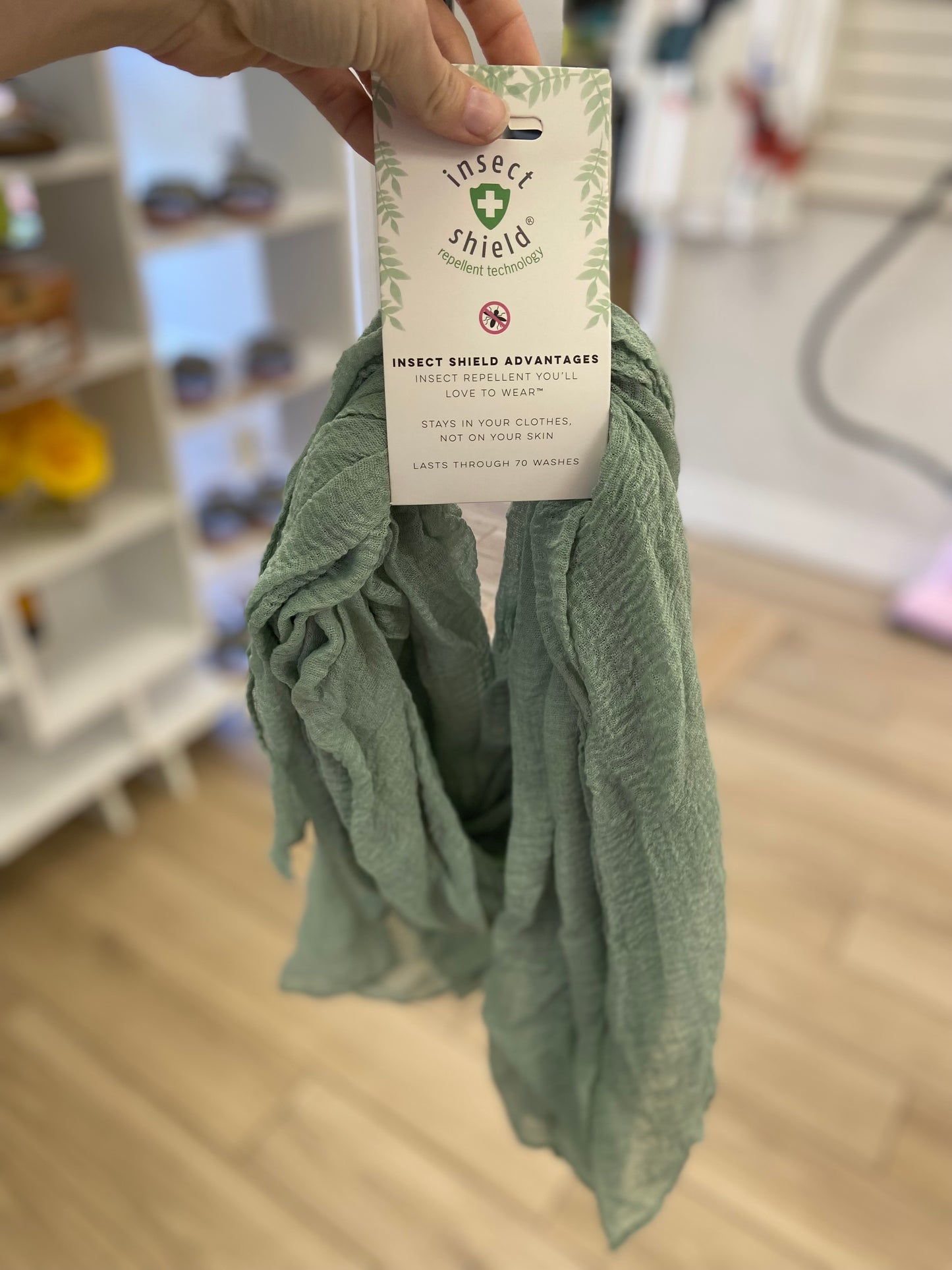 Hadley Wren Insect Shield Scarf