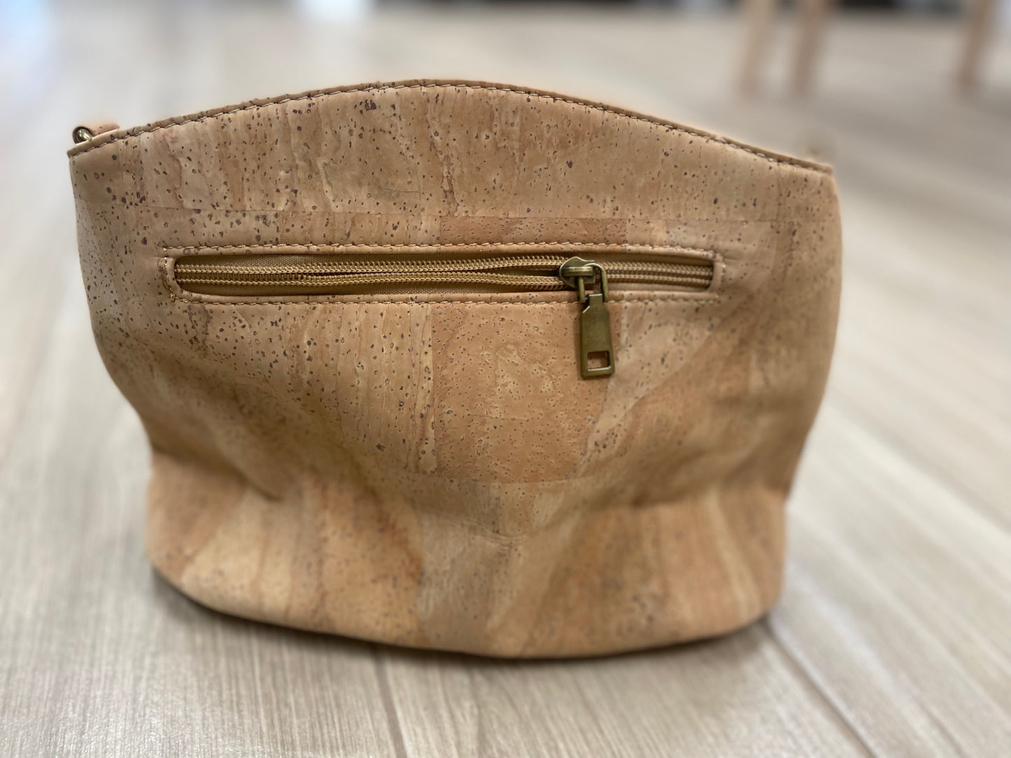 Meninas 2340 Triple Zip Cork Bag