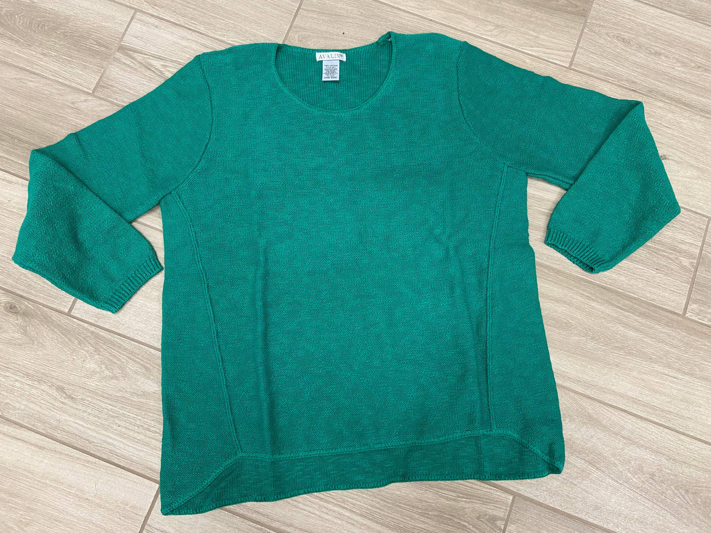 Avalin 8671 Hi-Lo Sweater