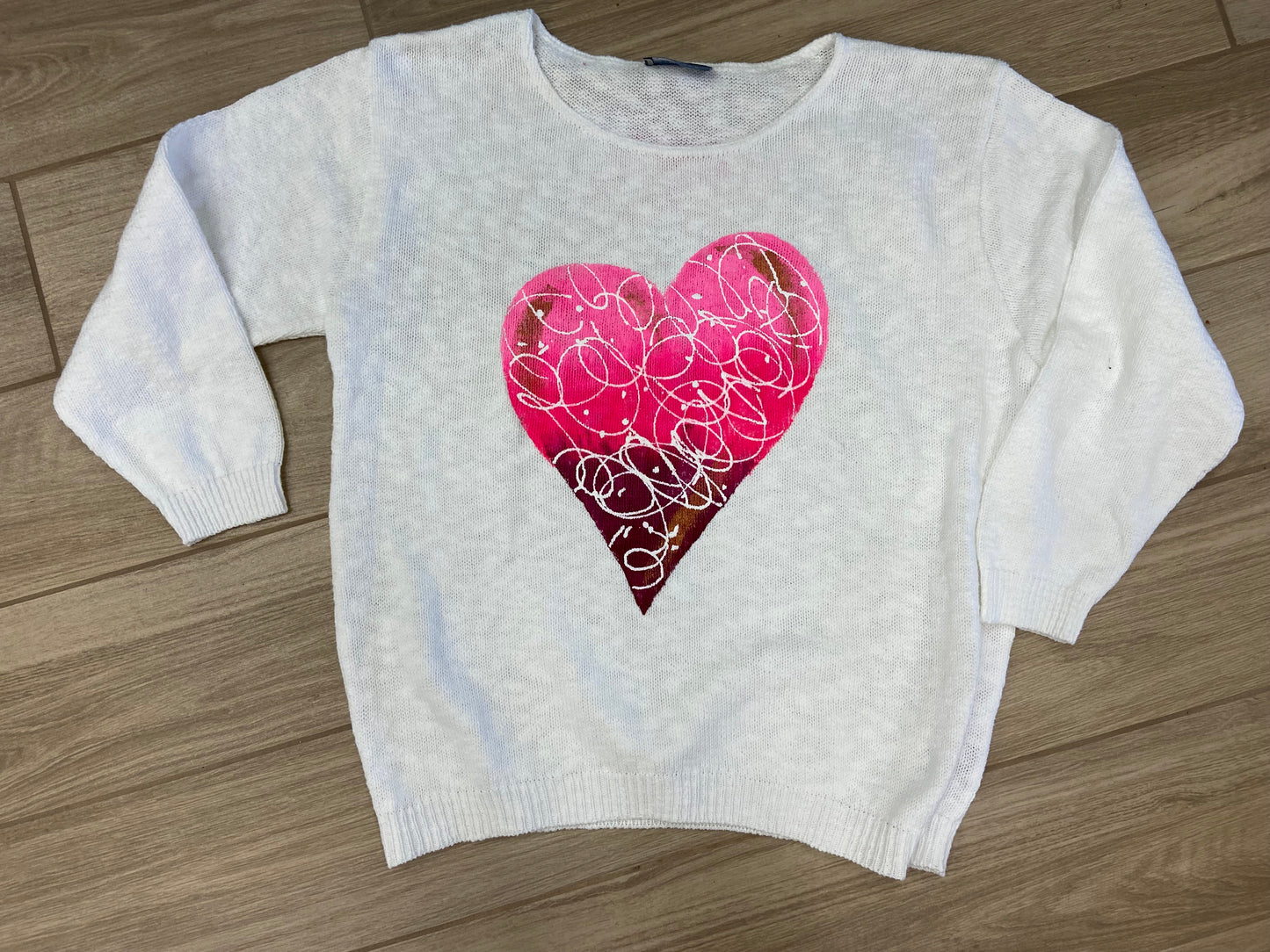 MoMo Sweater - Art Heart