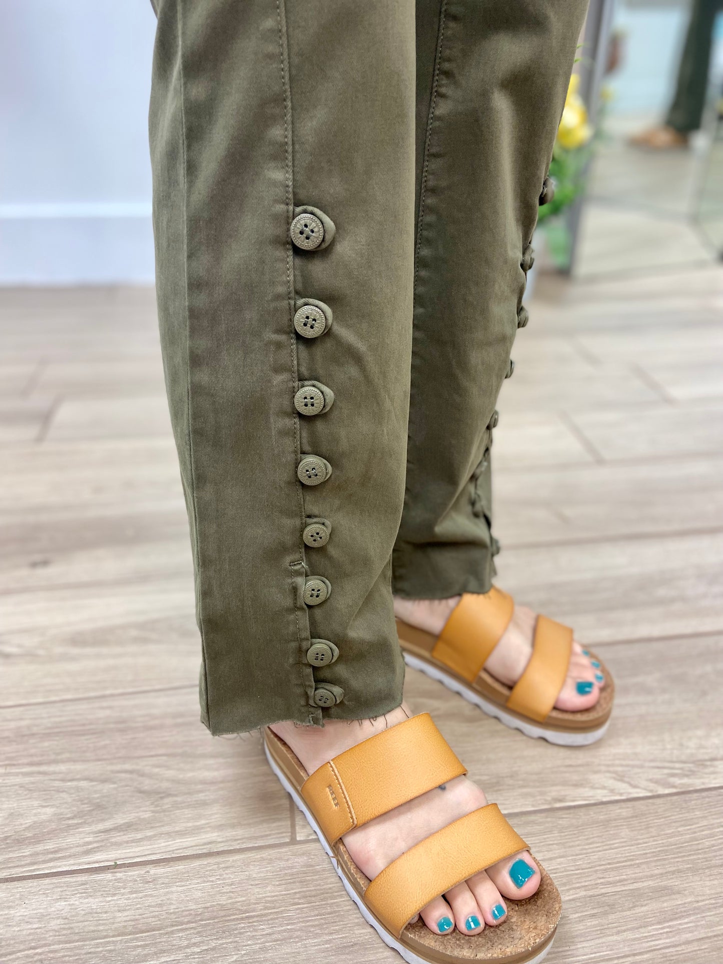 Euro Z51OLVB Button Flare Jean