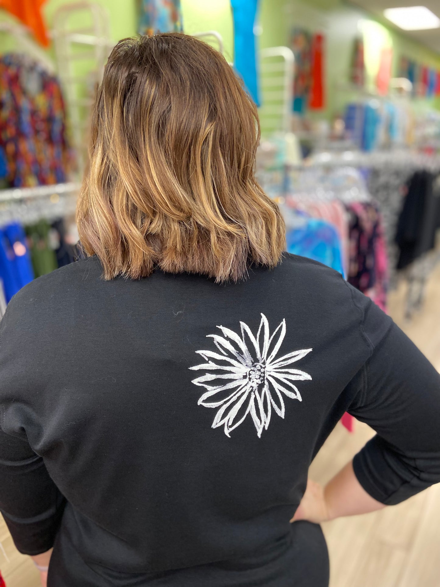 Victoria Solo Daisy Top