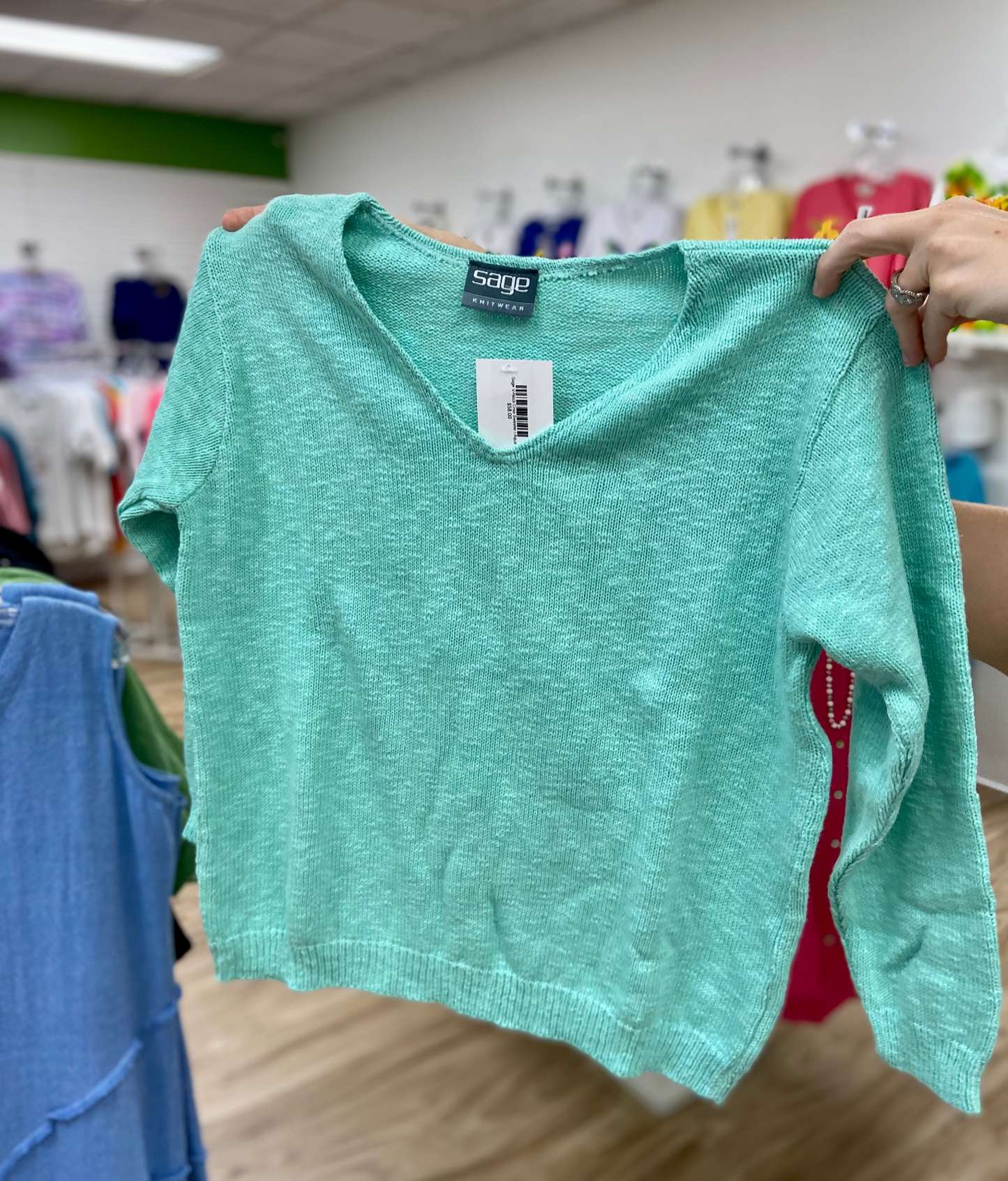 Sage 4000 V-Neck Crop Sweater