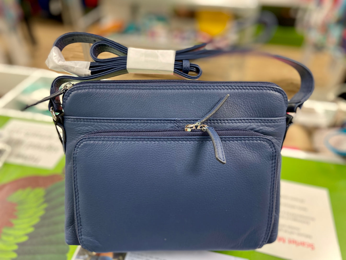 ILI 6333 RFID Leather Organizer Bag