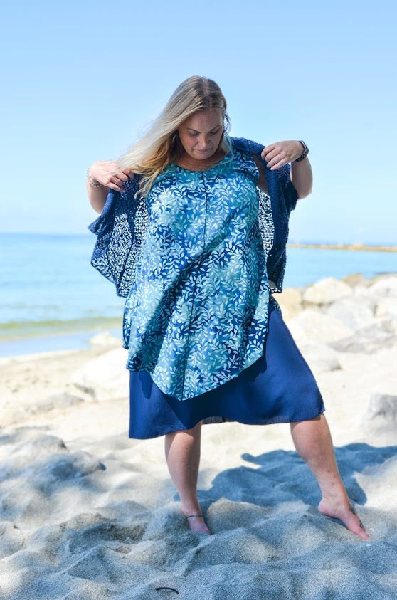 Lost River 2041P One Size Short Sleeve Shrug