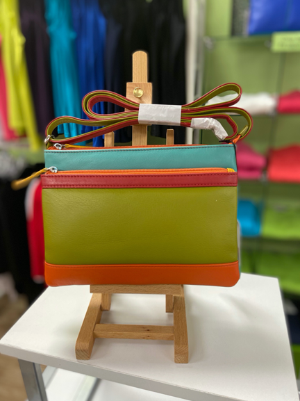 ILI 6028 Front Pocket Bag