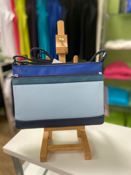 ILI 6028 Front Pocket Bag