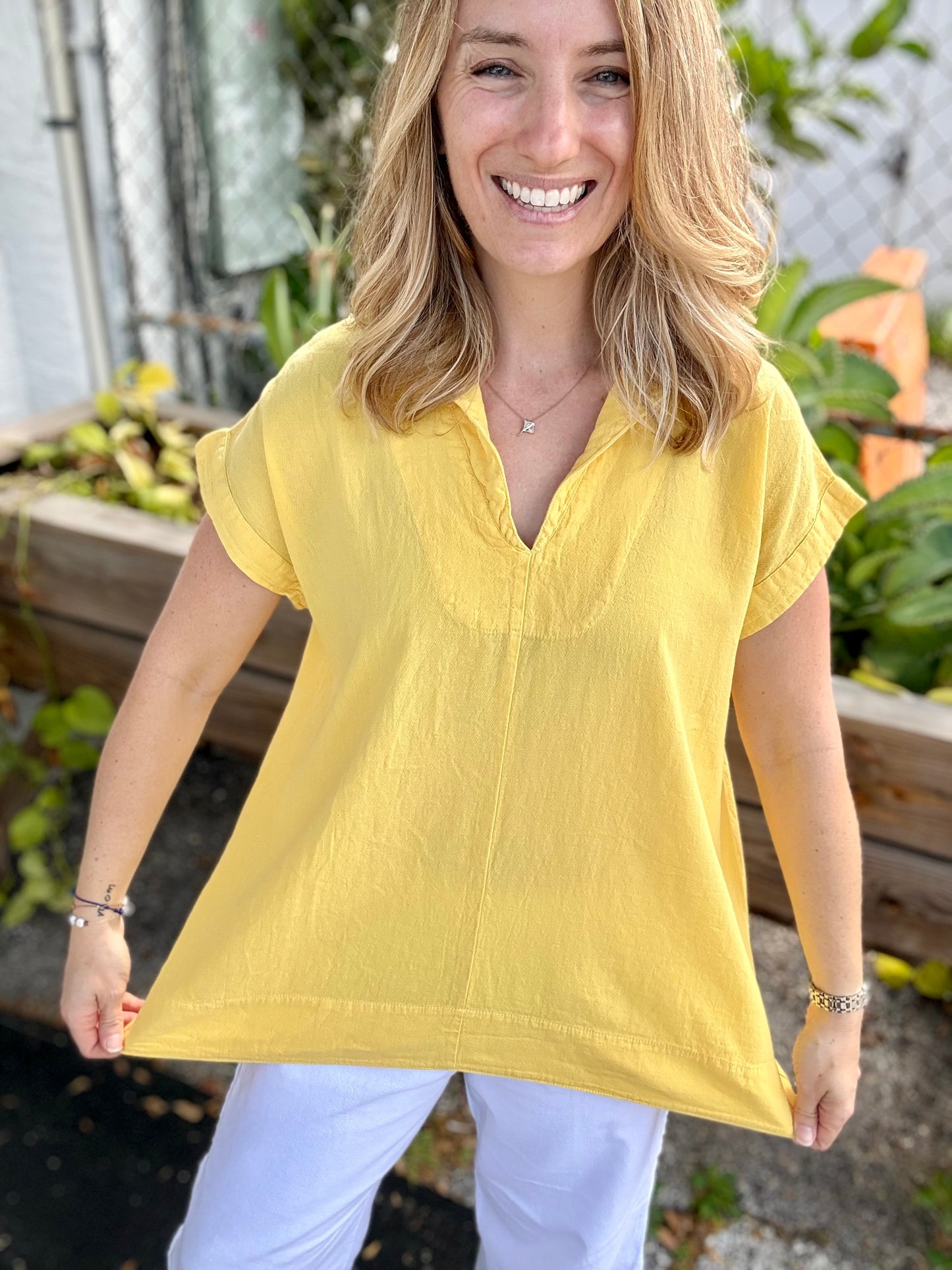 Maya Jones 1680 Hi-Lo Top