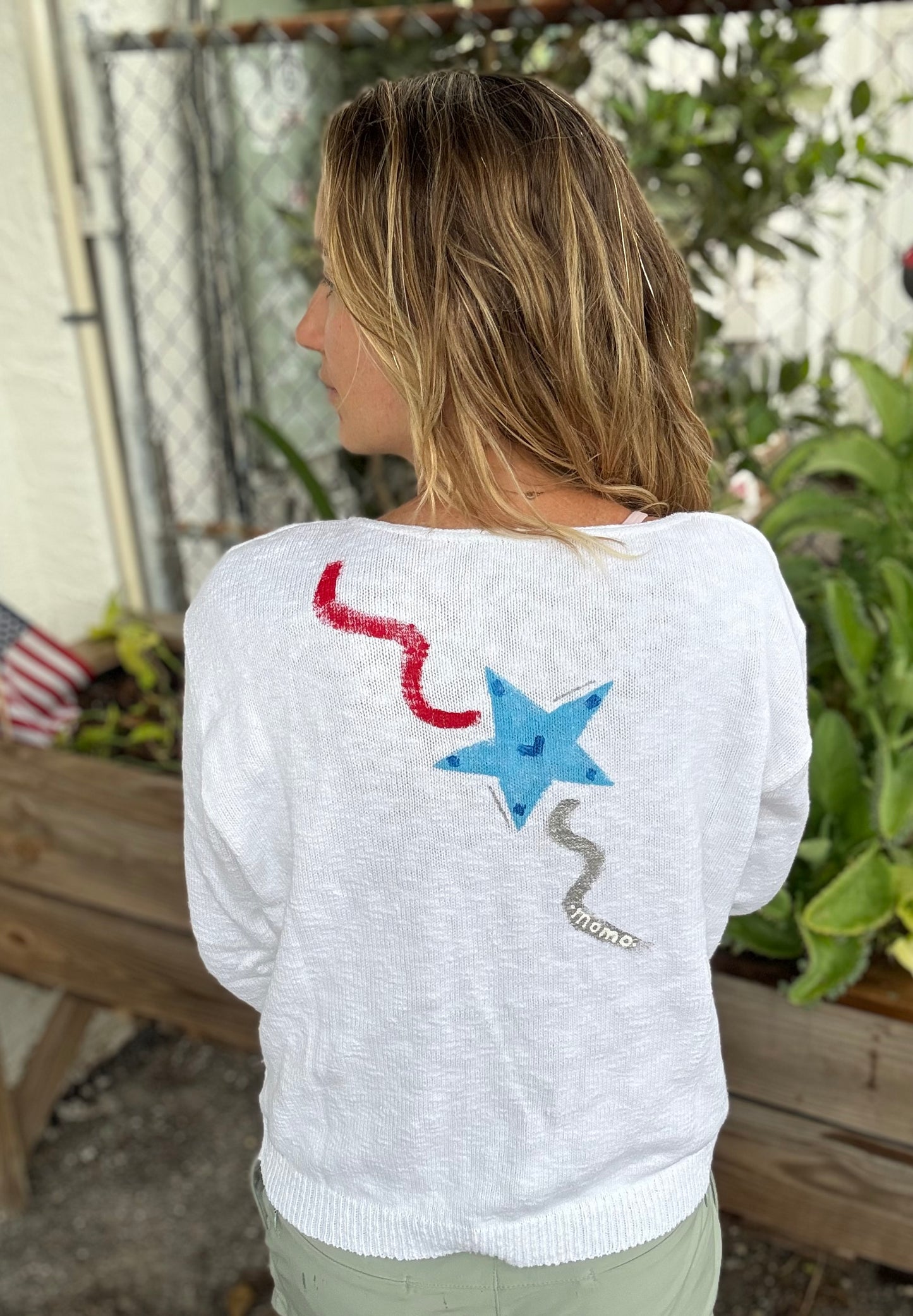 MoMo Sweater - Patriotic Pop