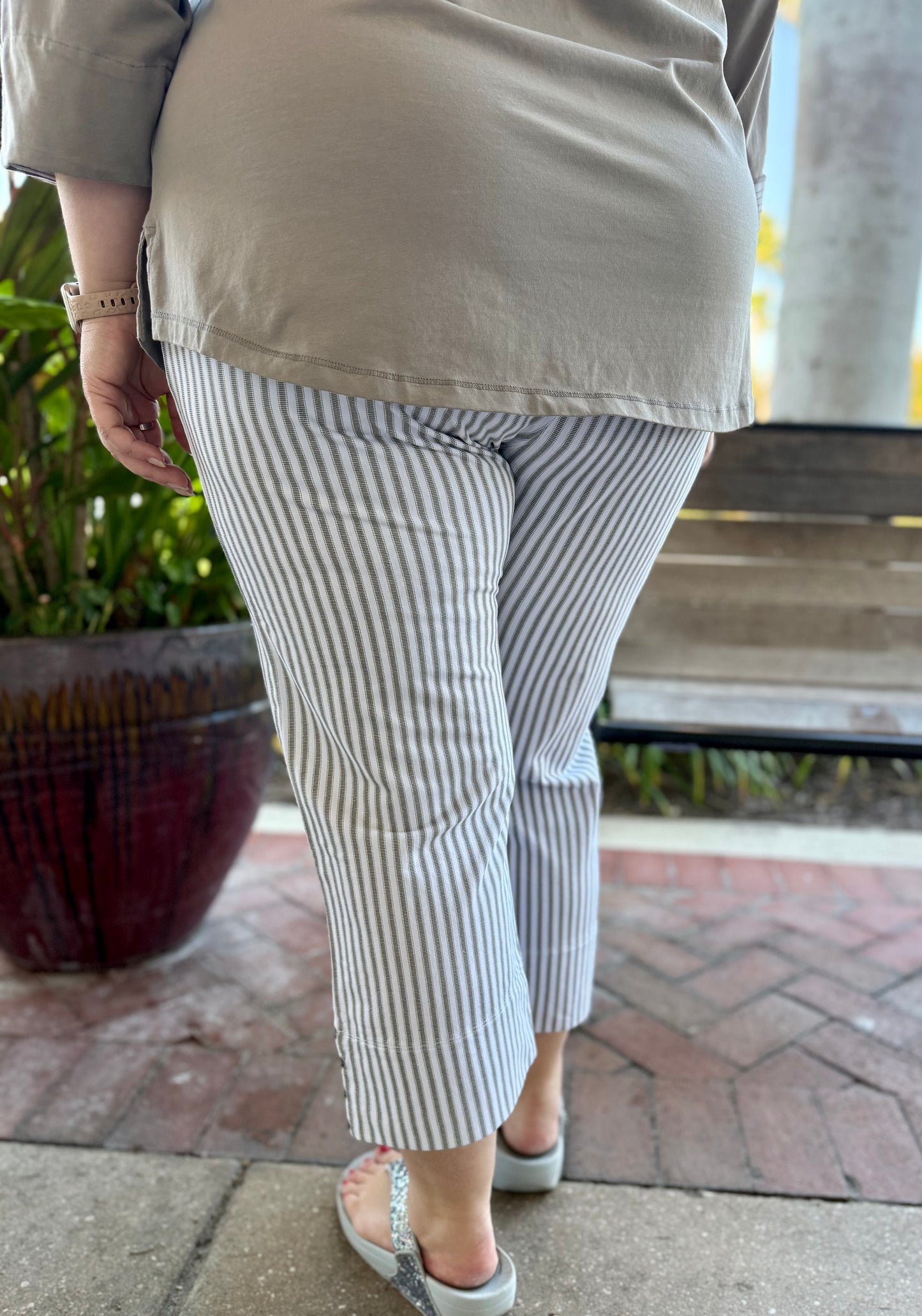 Wild Palms 5626 Stripe Capri