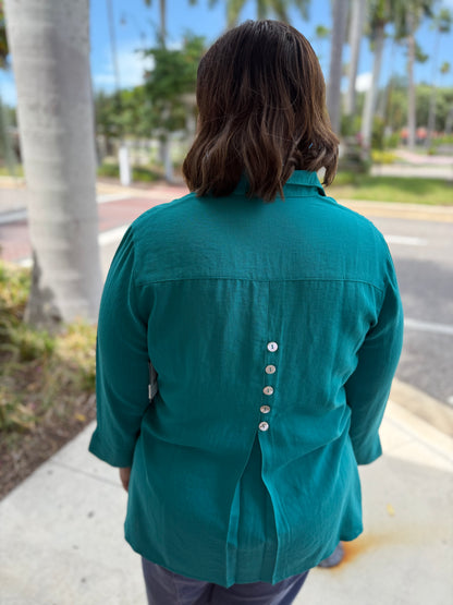 Fridaze Eleanor Button Back Blouse