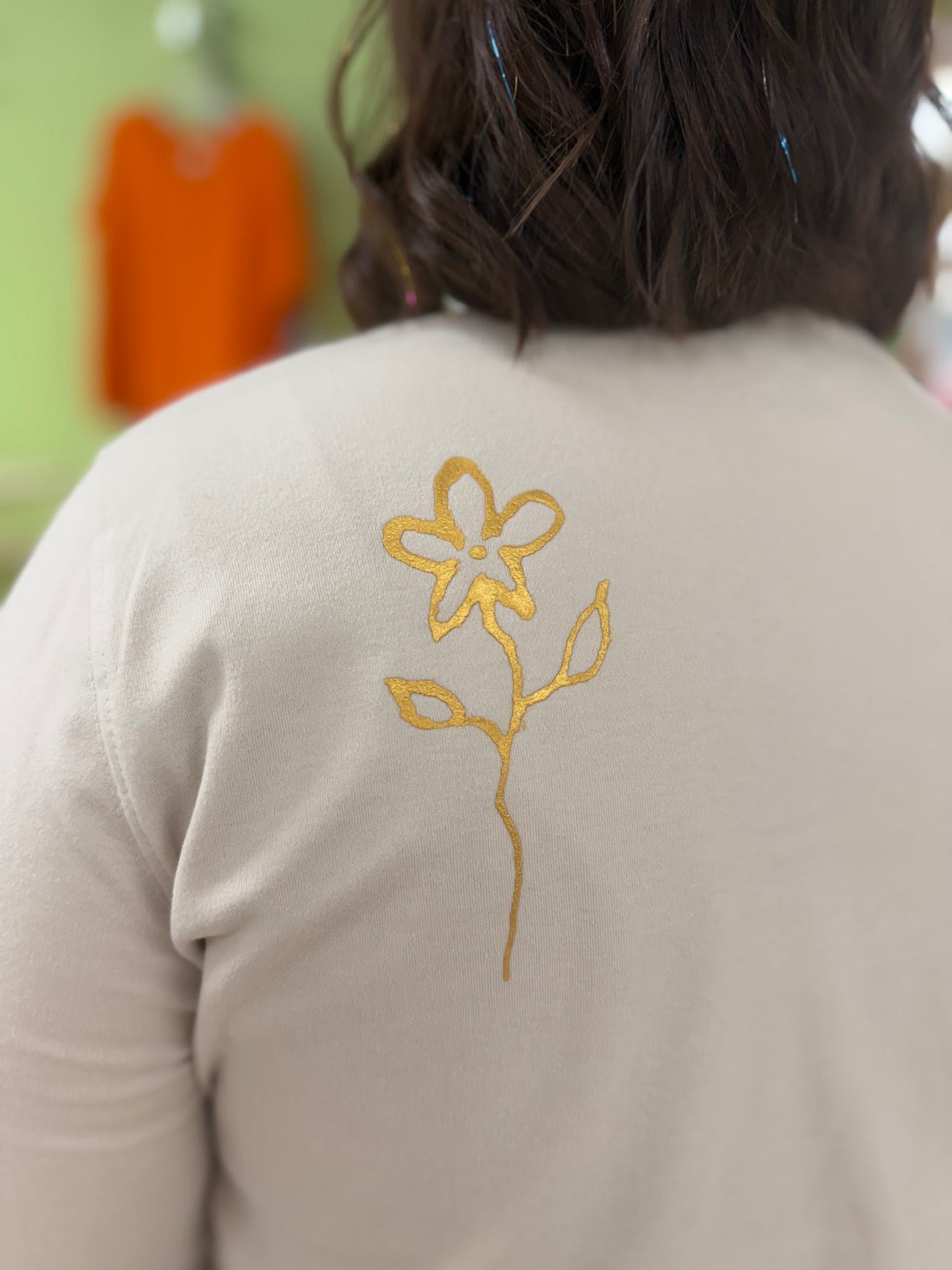 Peg Painted Solo Side Flower Top