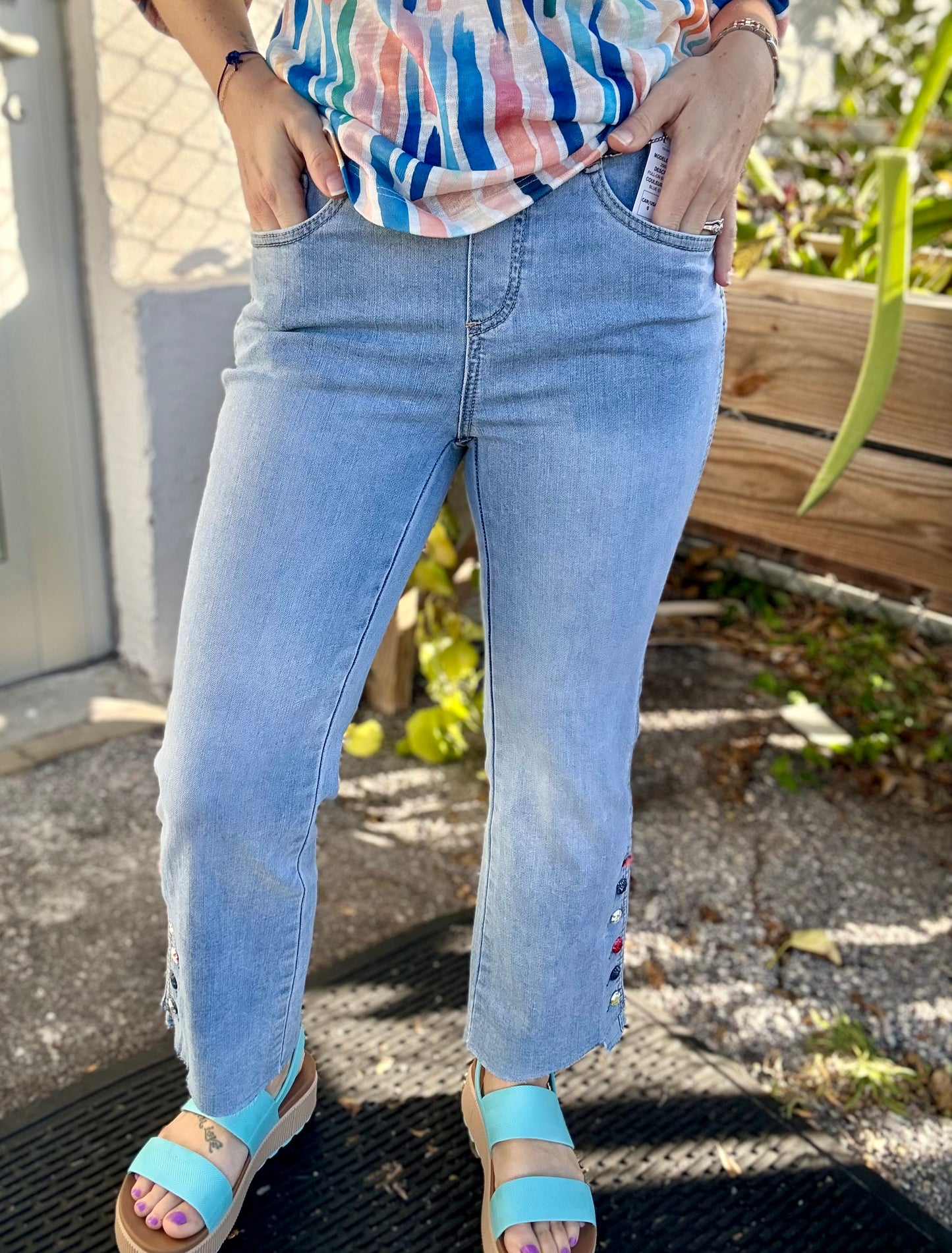 FDJ 2989669 Button Boot Crop Jean