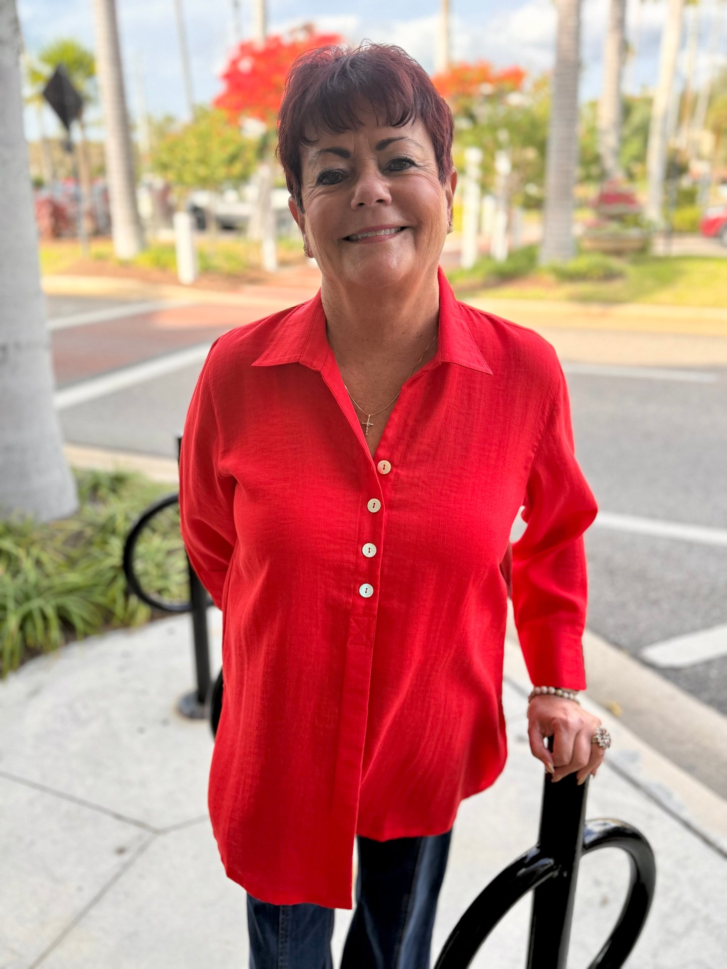 Fridaze AA192 Button Back Top