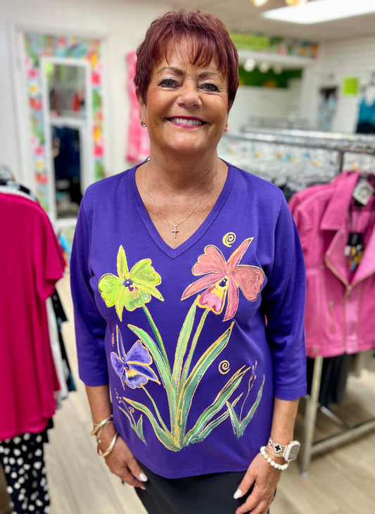 Peg Painted Bold Flower Trio Top