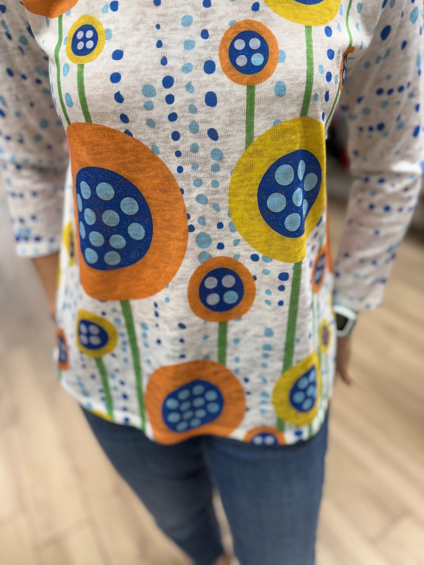 Et'Lois C2001-CM003 MoMo Flowers Top