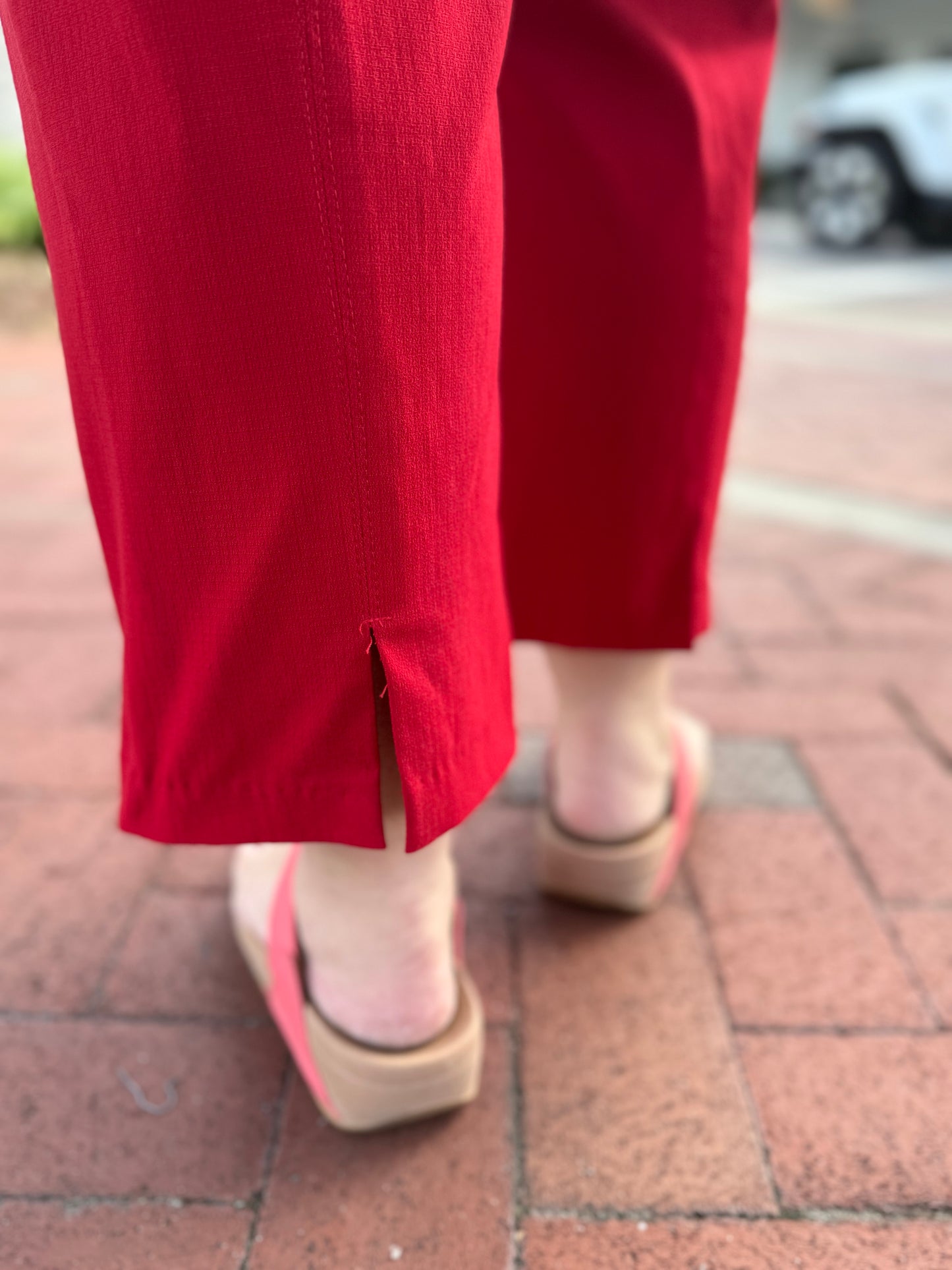 Klaveli Kennedy Slit Back Capri