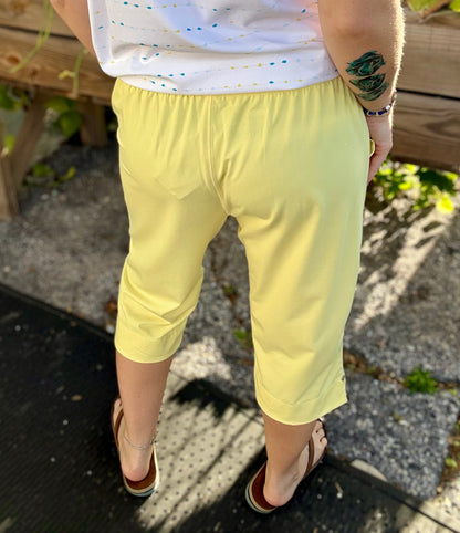 Inspired by Wild Palms J23 Beach Walker Capri