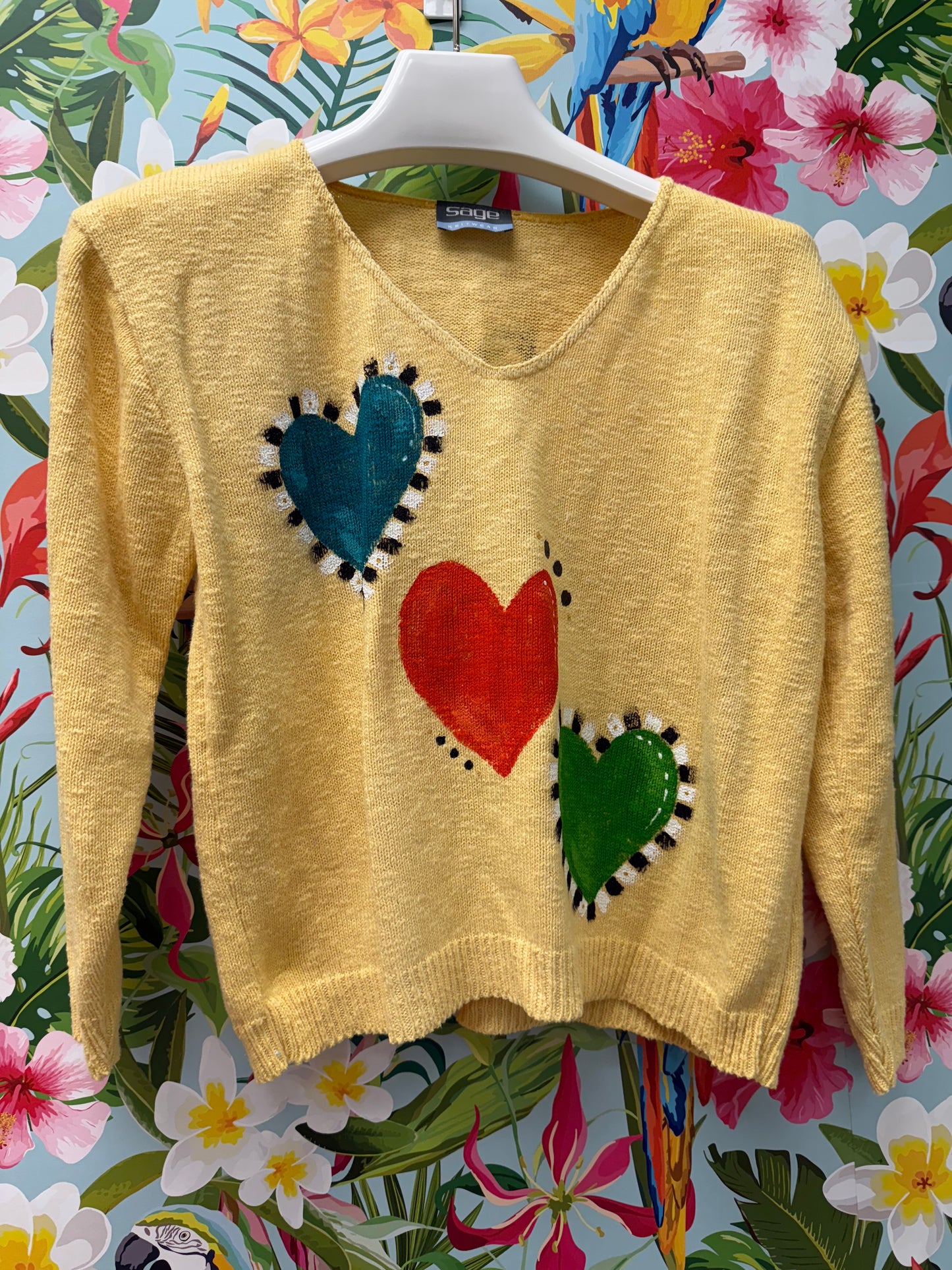MoMo Sweater - Happy Hearts