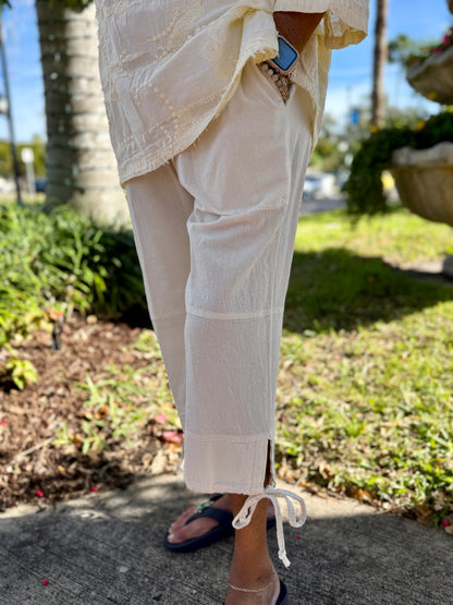 Cottonseed Gauze Cargo Capri